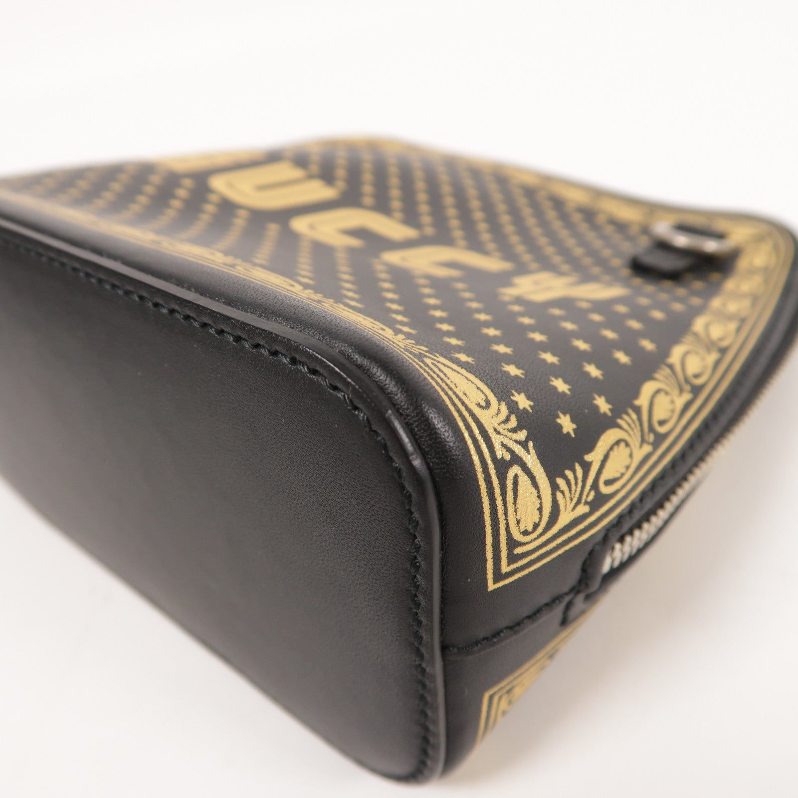 GUCCI GG Sega Mini Shoulder Bag Calfskin Leather Gold/Black