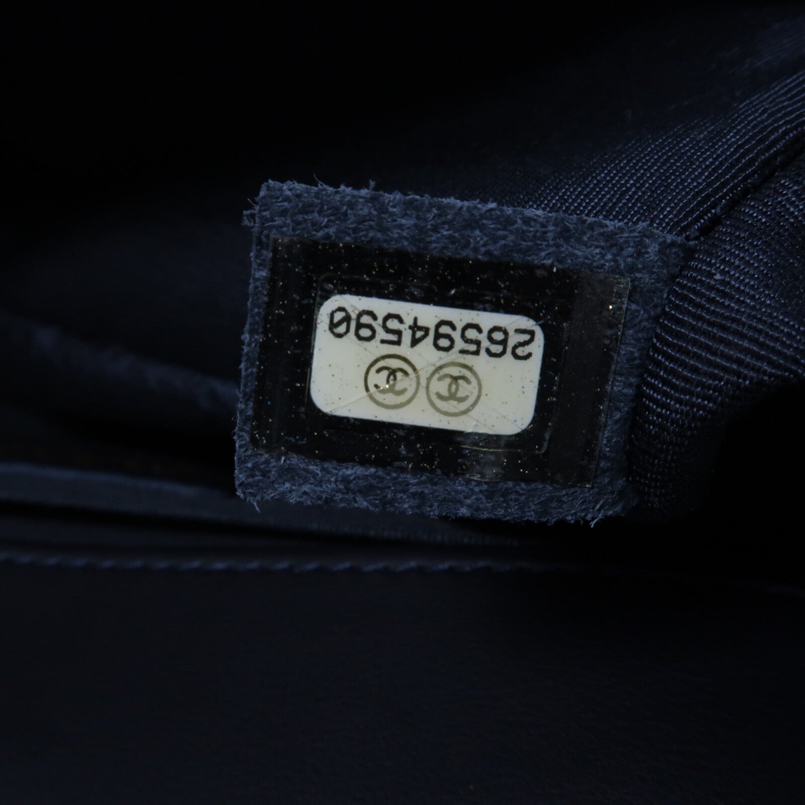 CHANEL 羊皮皮革Boy 25金扣鏈帶肩背袋