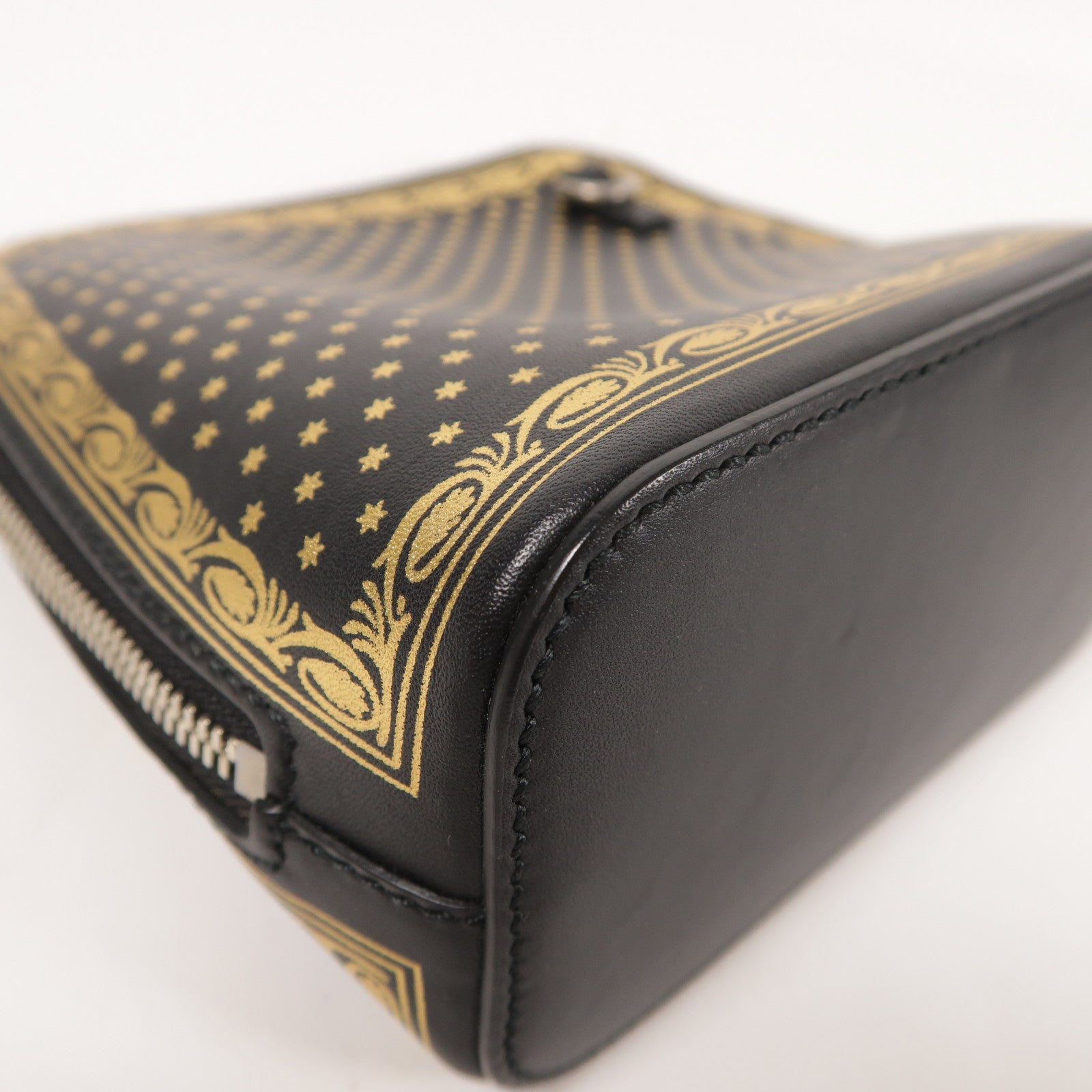 GUCCI GG Sega Mini Shoulder Bag Calfskin Leather Gold/Black