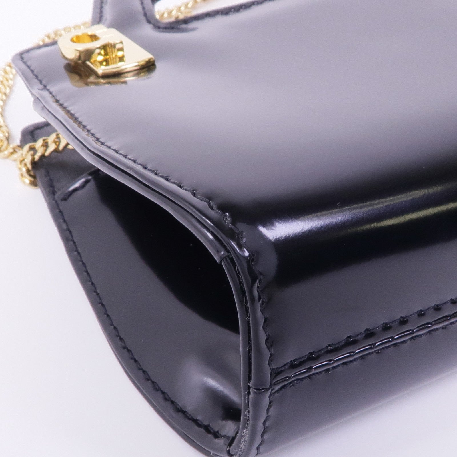 Salvatore Ferragamo 牛皮皮革Micro Wanda Bag金扣手挽肩背兩用袋