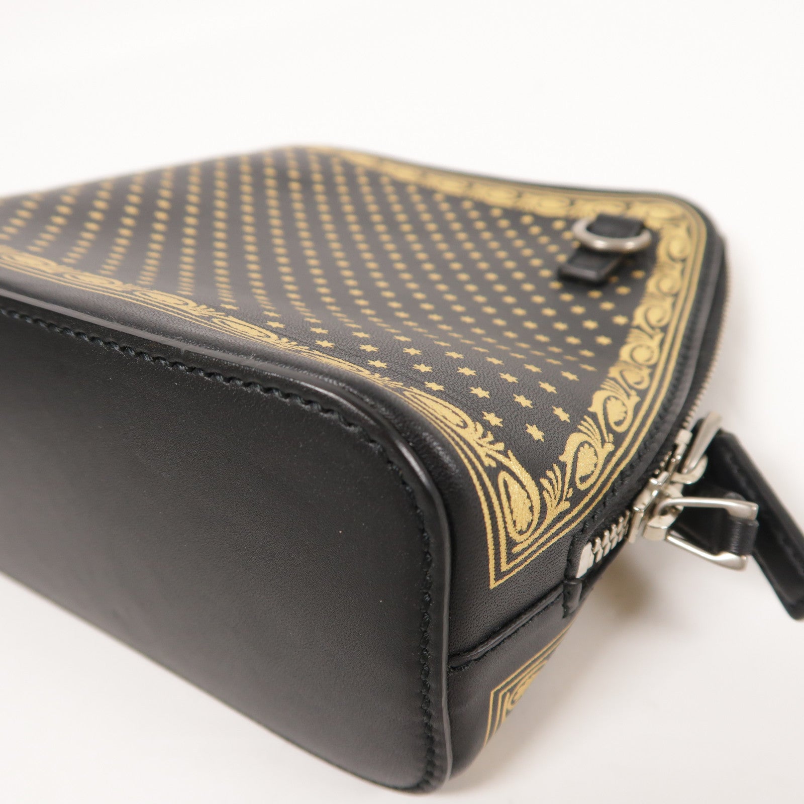 GUCCI GG Sega Mini Shoulder Bag Calfskin Leather Gold/Black