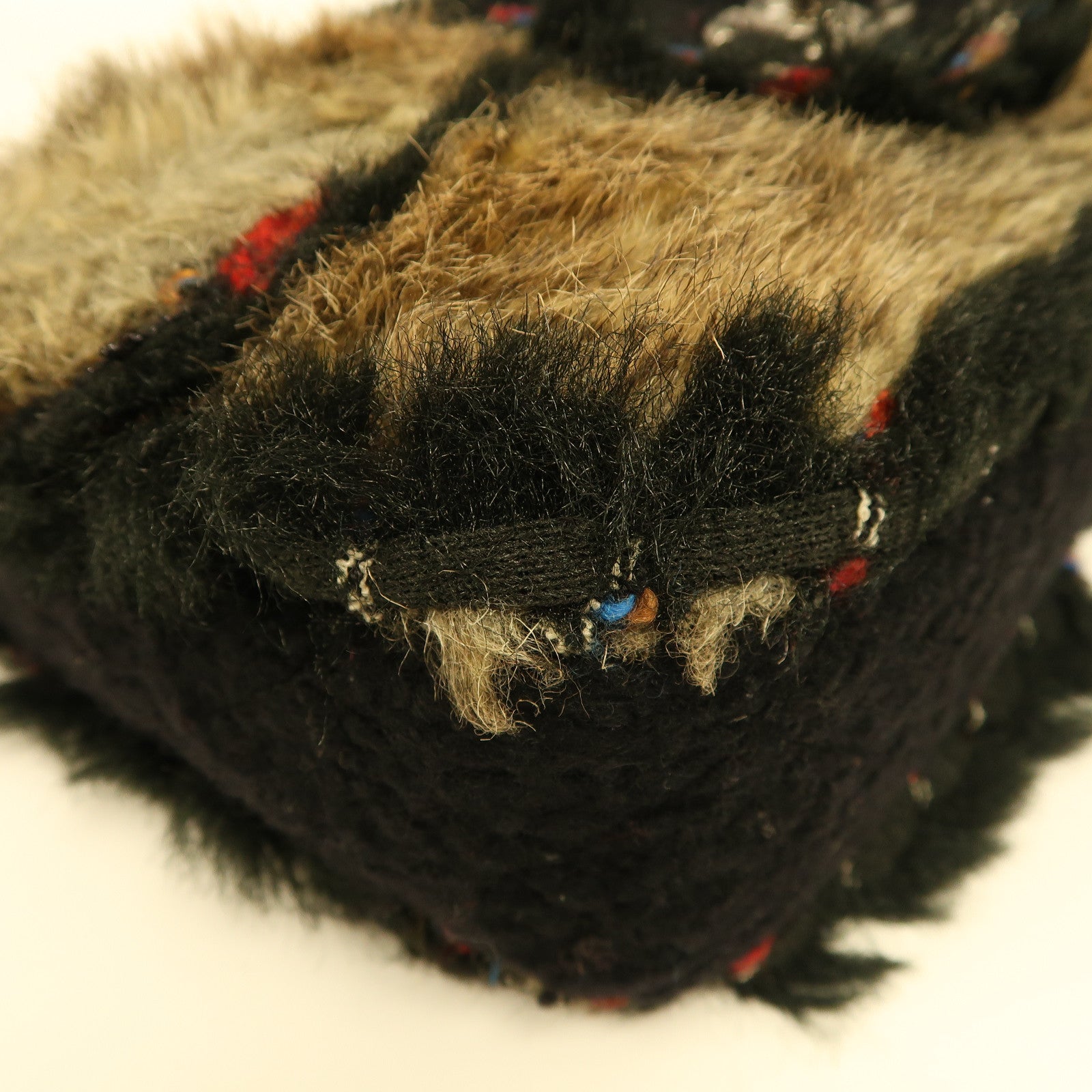 CHANEL 【激減優惠】軟呢/Fur Chain Shoulder銀扣鏈帶肩背袋米色/黑色