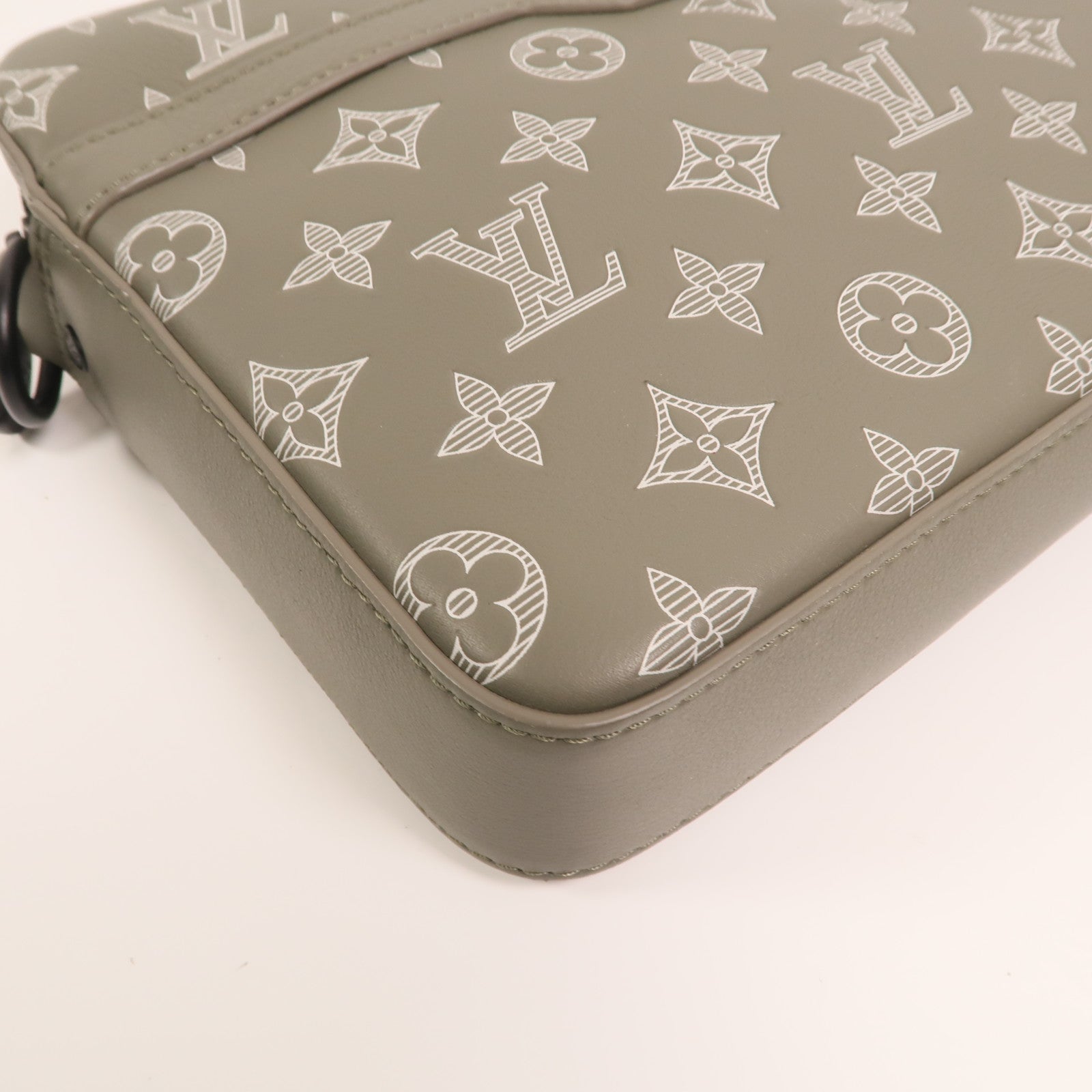 LOUIS VUITTON 【激減優惠】Monogram Shadow Trio Messenger肩背袋