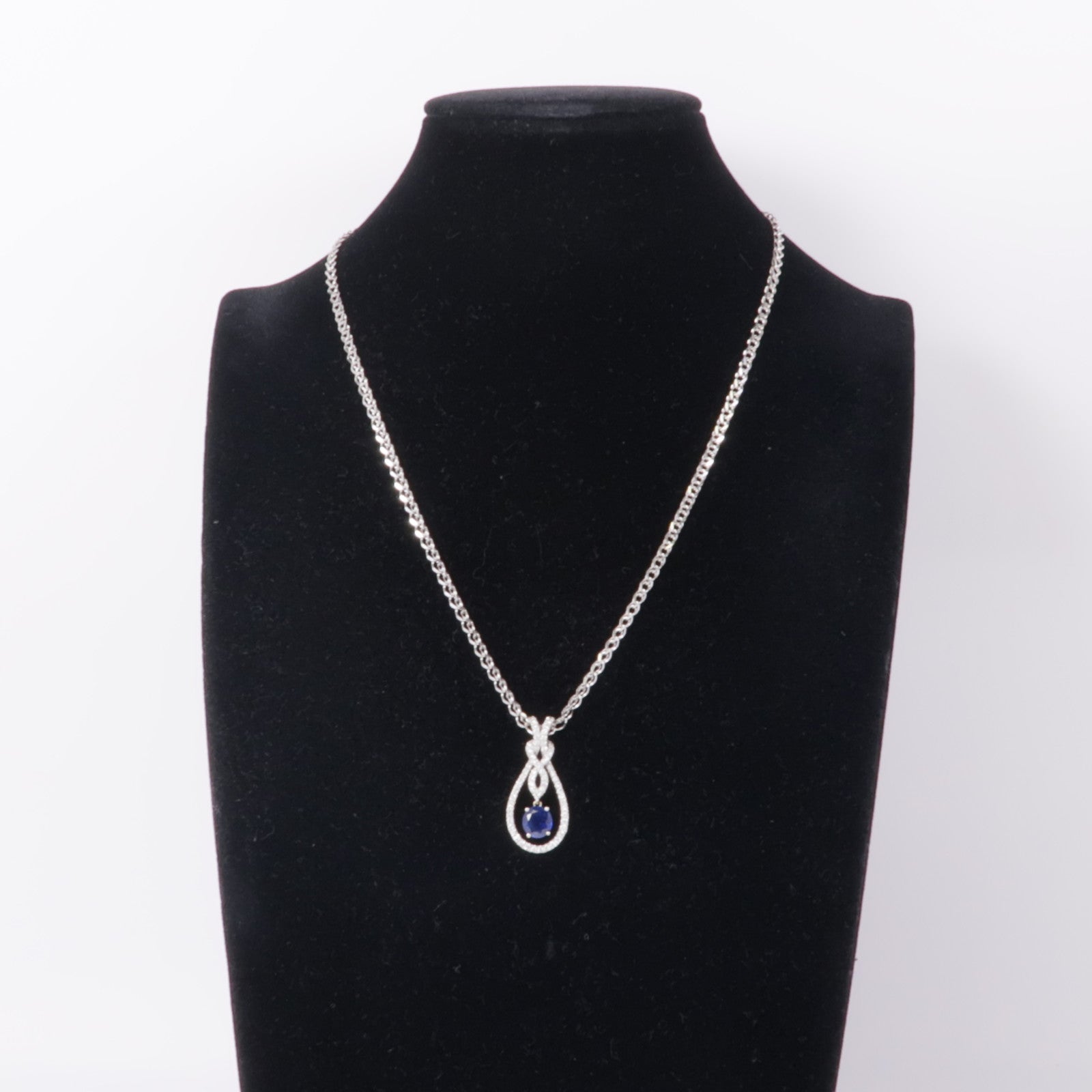 JEWELRY Sapphire Diamond Necklace 18K White Gold