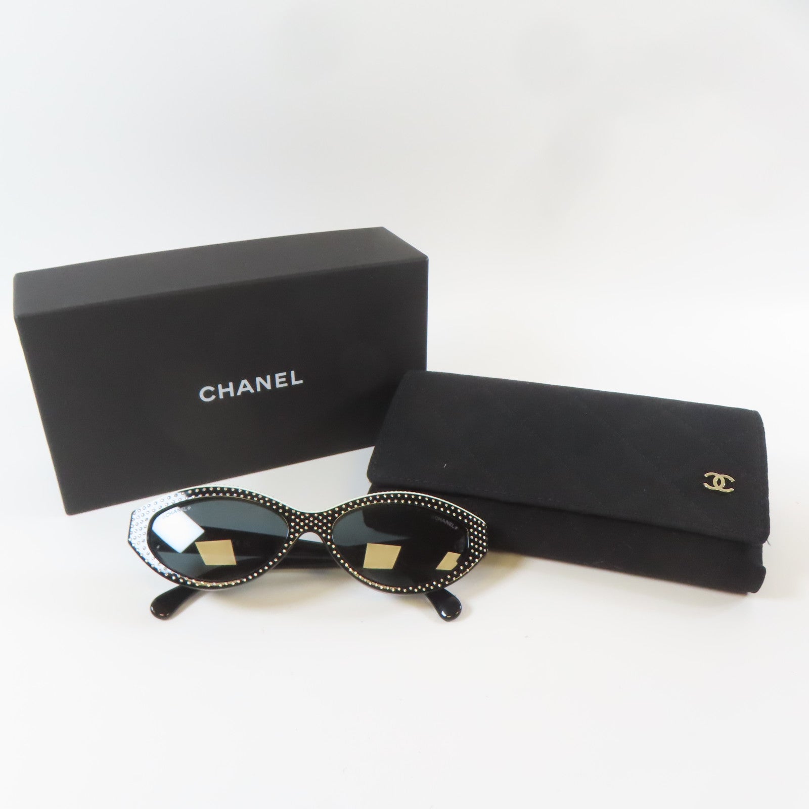 CHANEL 【激減優惠】PVC/水晶Sunglasses太陽眼鏡黑色/白色