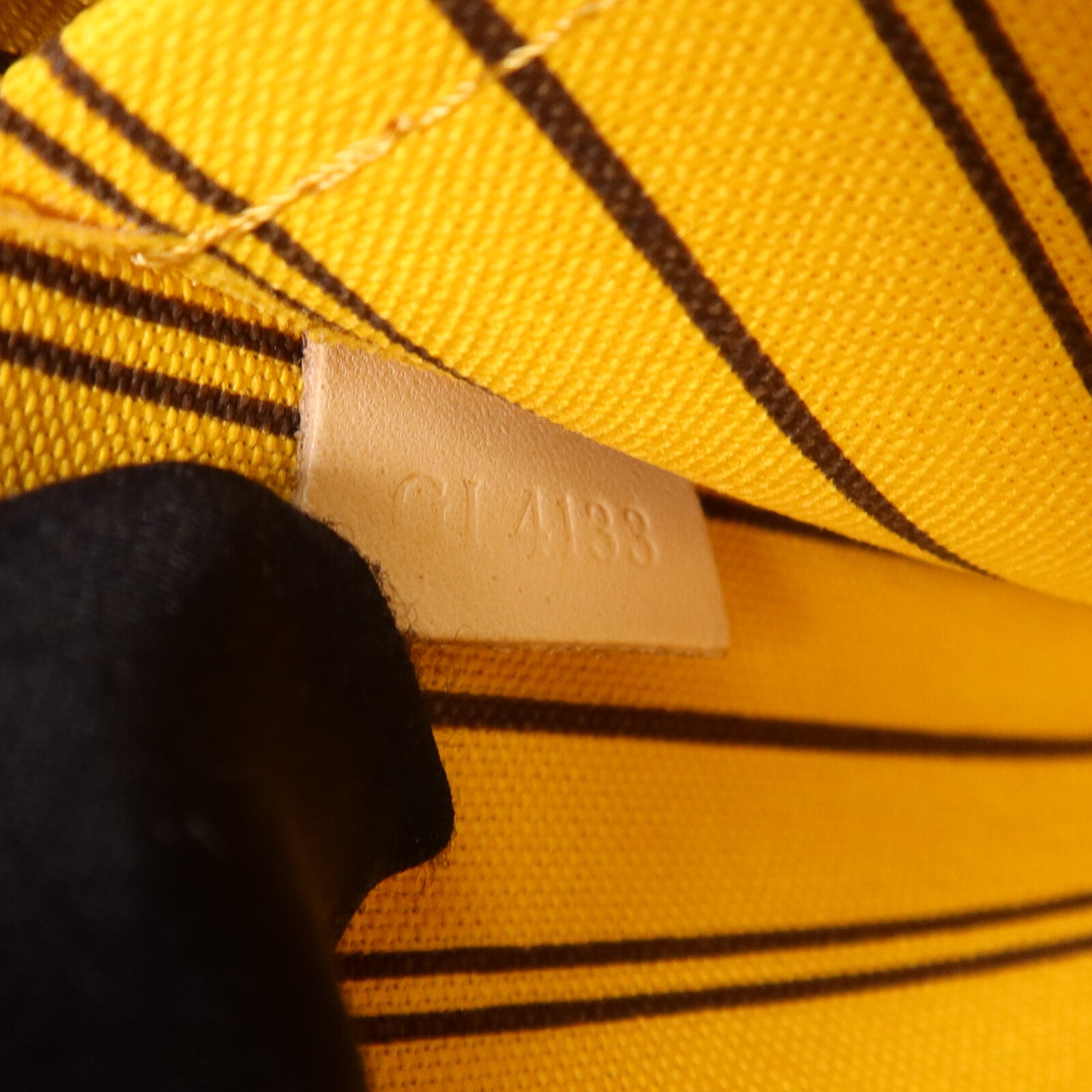 LOUIS VUITTON Monogram Neverfull Pouch金扣手拿包