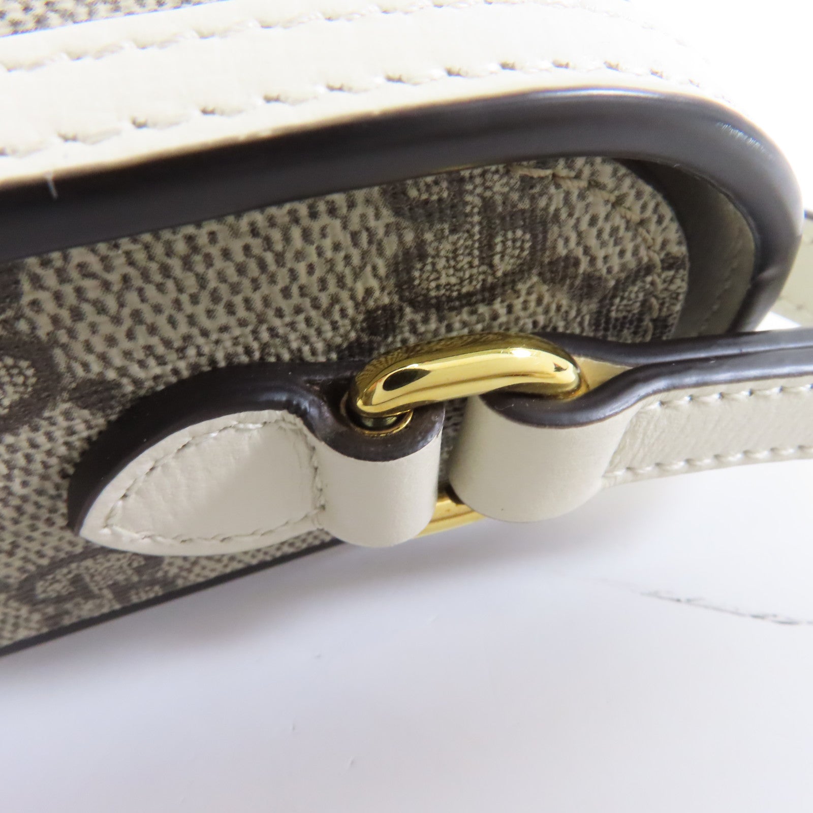 GUCCI 【激減優惠】塗層帆布GG Supreme Horsebit Mini金扣肩背袋啡色/白色