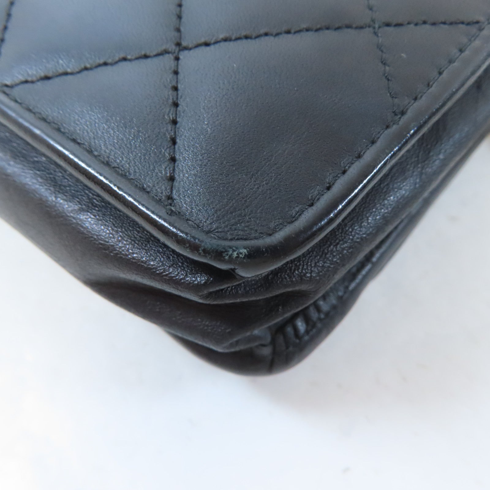 CHANEL 【激減優惠】菱格牛皮皮革Cambon Wallet On Chain銀扣鏈帶肩背袋黑色