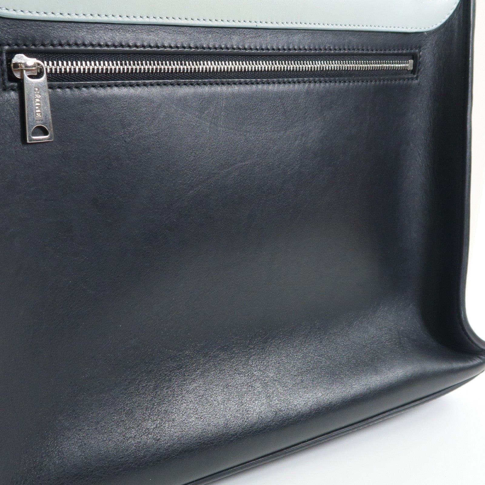 CELINE 牛皮皮革Trapeze銀扣手挽袋