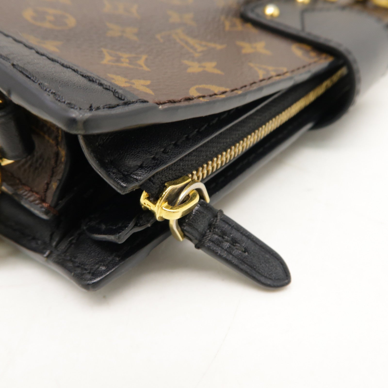 LOUIS VUITTON **【激減優惠】Monogram Reverse Trunk Clutch金扣肩背袋啡色/黑色