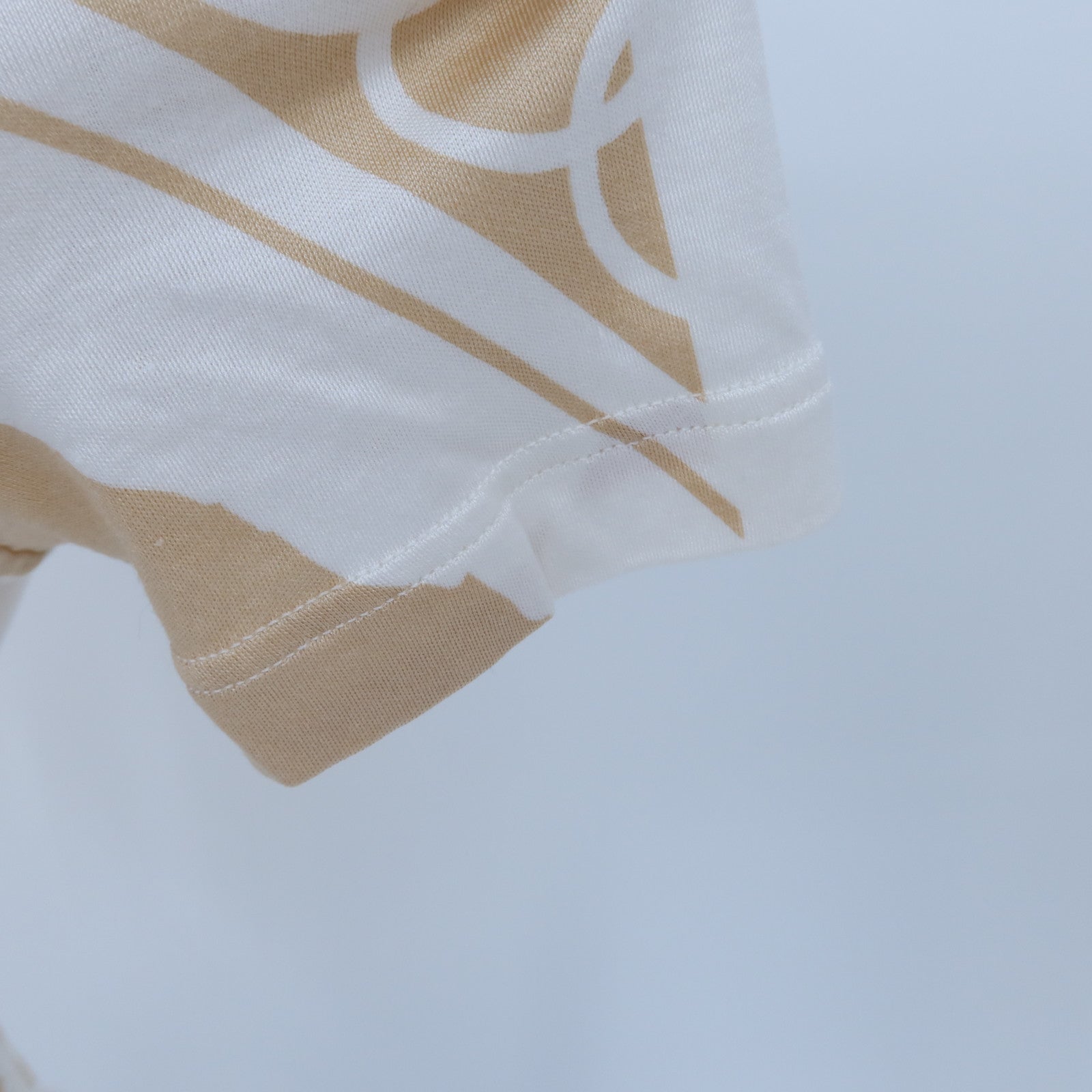 HERMES Silk Short-Sleeve Top上衣