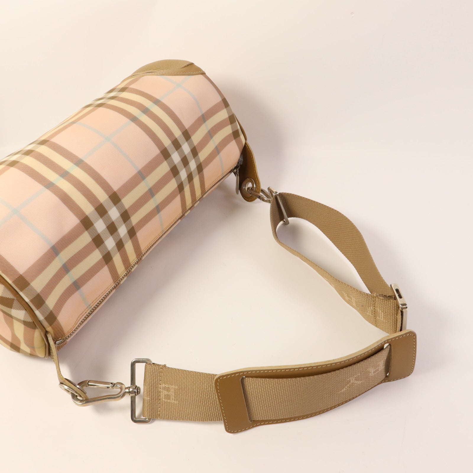 BURBERRY PVC Shoulder Bag銀扣肩背袋