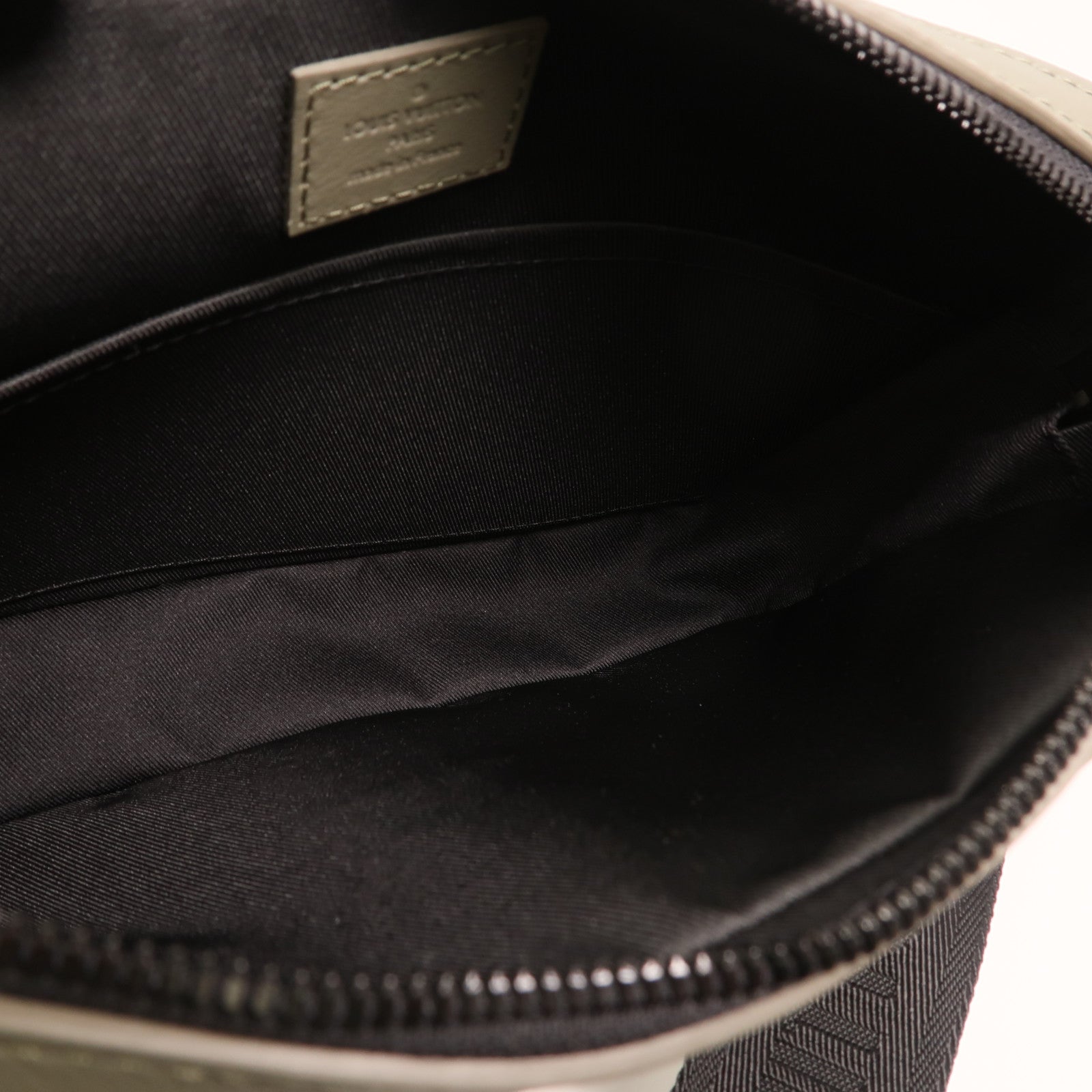 LOUIS VUITTON 【激減優惠】Monogram Shadow Trio Messenger肩背袋