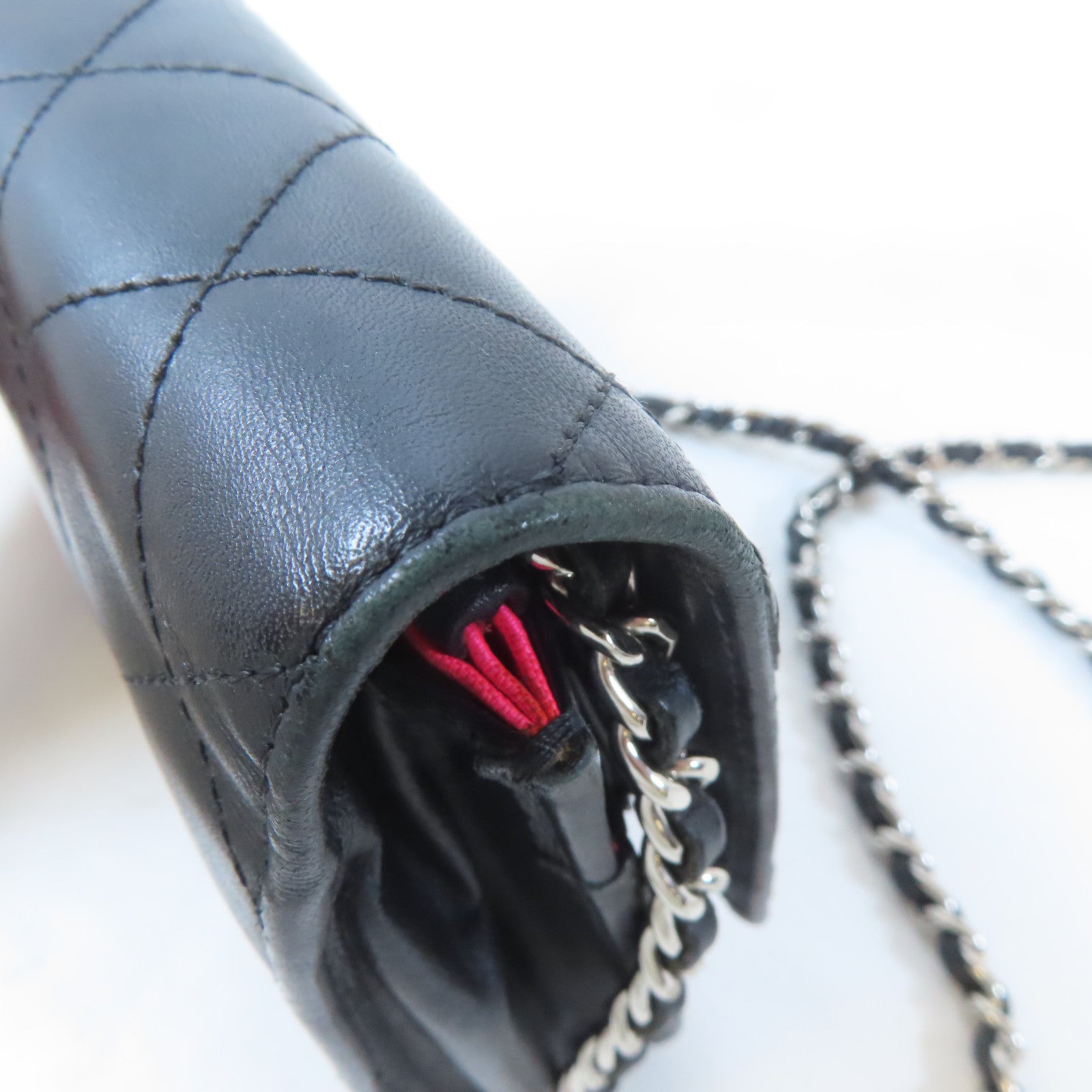 CHANEL 【激減優惠】菱格牛皮皮革Cambon Wallet On Chain銀扣鏈帶肩背袋黑色