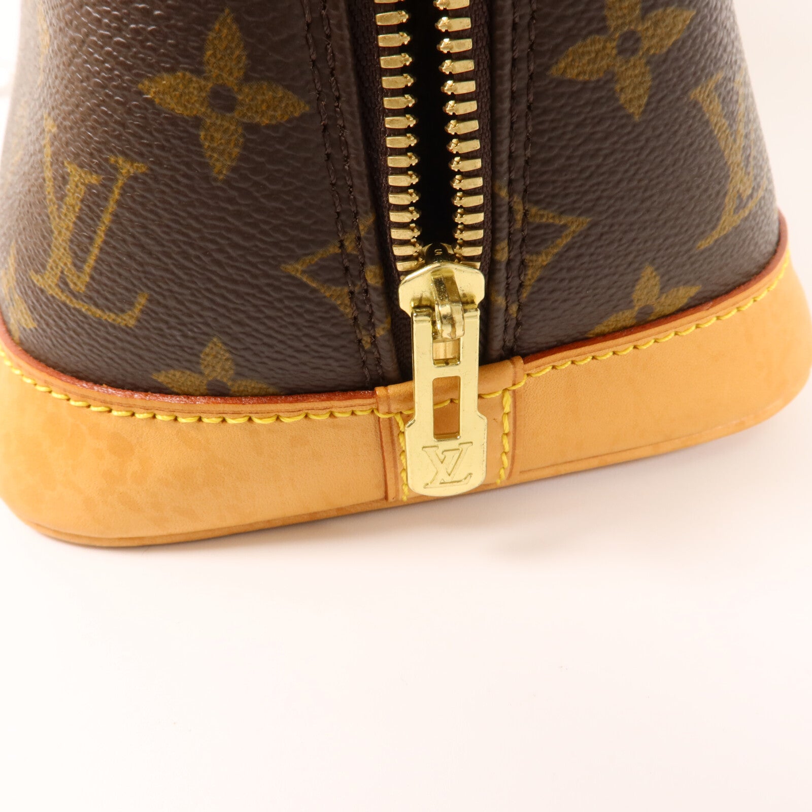 LOUIS VUITTON Monogram Alma PM金扣手挽袋
