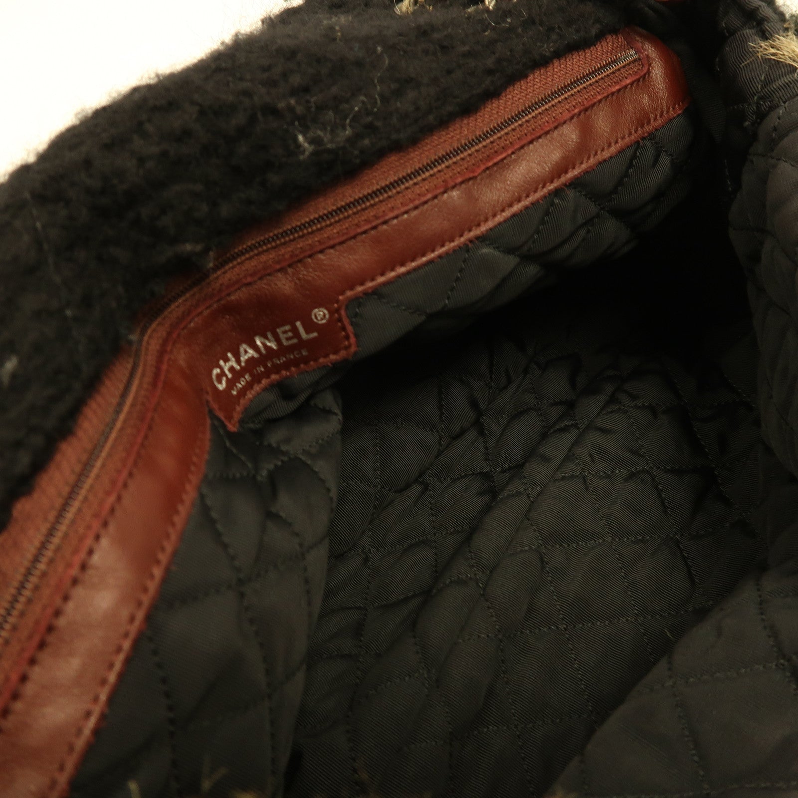 CHANEL 【激減優惠】軟呢/Fur Chain Shoulder銀扣鏈帶肩背袋米色/黑色