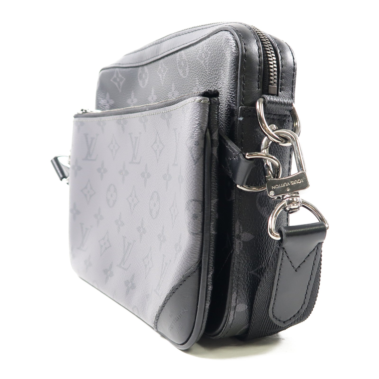 LOUIS VUITTON Monogram Eclipse Trio Messenger銀扣肩背袋黑色