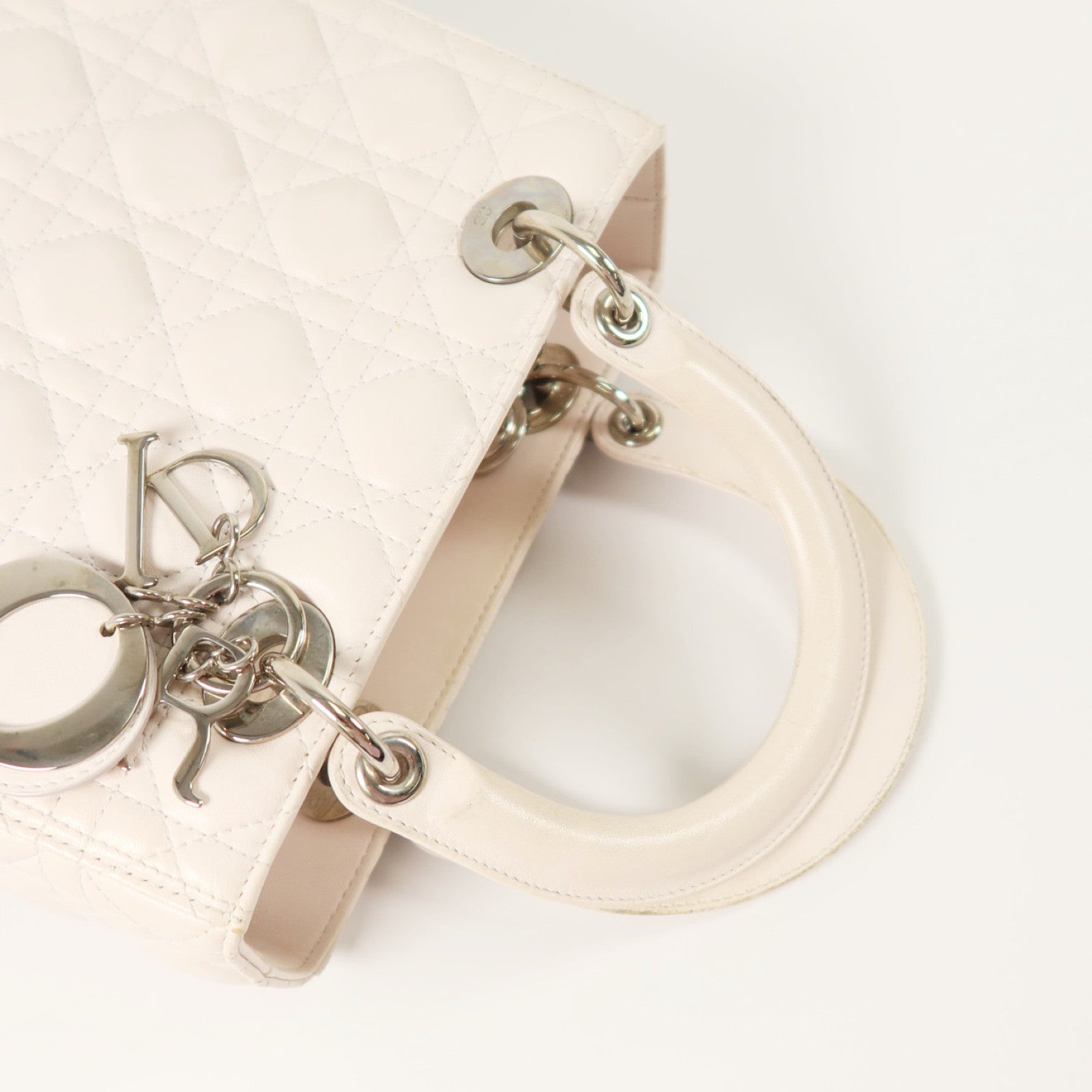 Dior 羊皮皮革Lady Dior Medium銀扣手挽袋