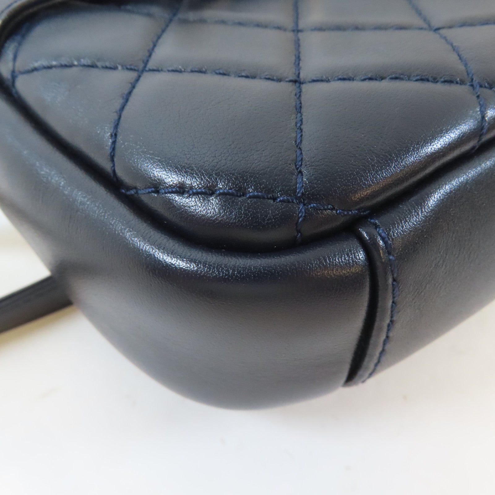 CHANEL 【激減優惠】菱格牛皮皮革Chain Shoulder Bag金扣肩背袋深藍色
