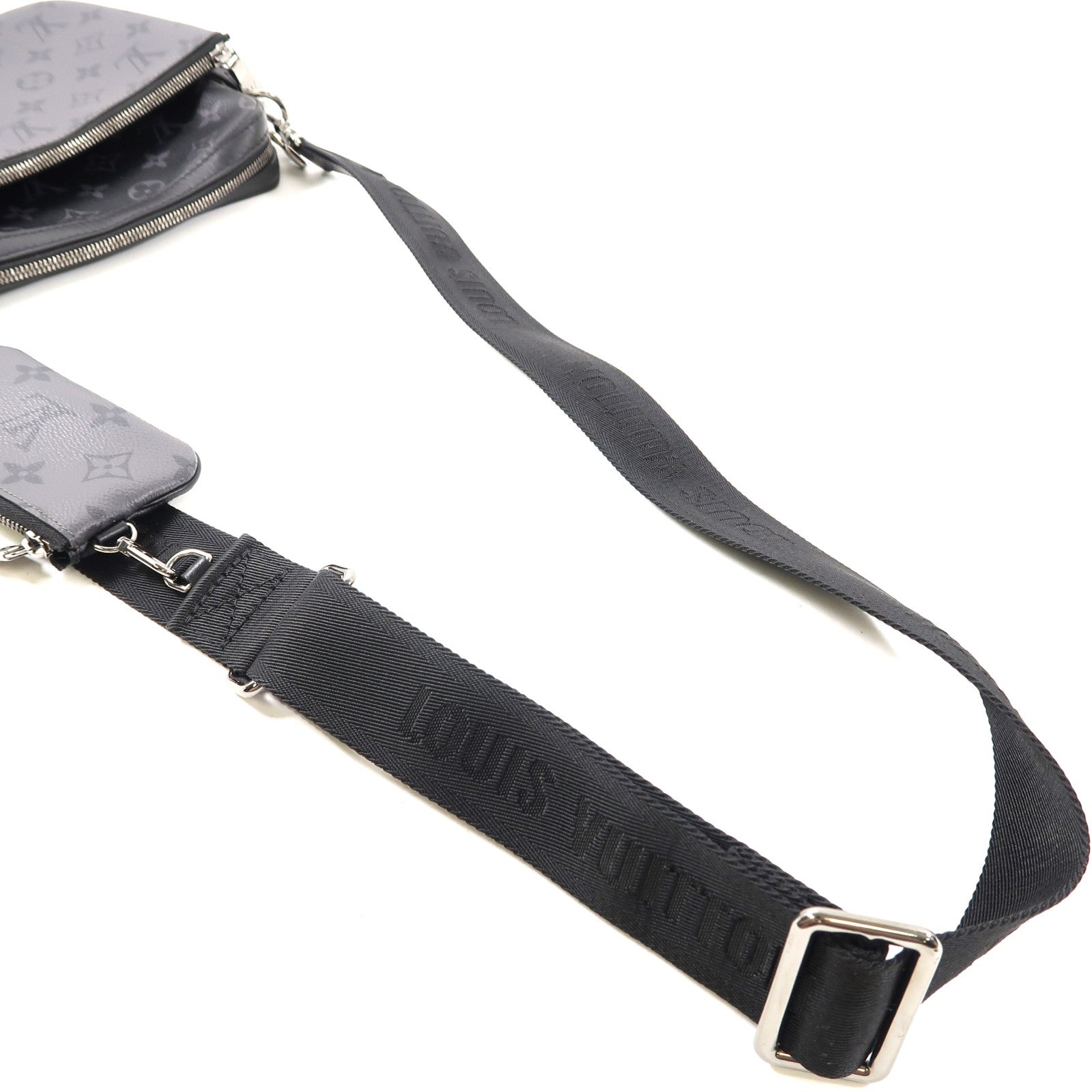 LOUIS VUITTON Monogram Eclipse Trio Messenger銀扣肩背袋黑色