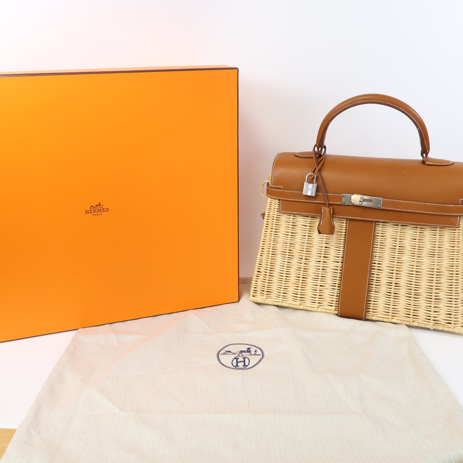 HERMES 【激減優惠】Barenia皮革/柳條Kelly Picnic 35銀扣手挽袋啡色/米色