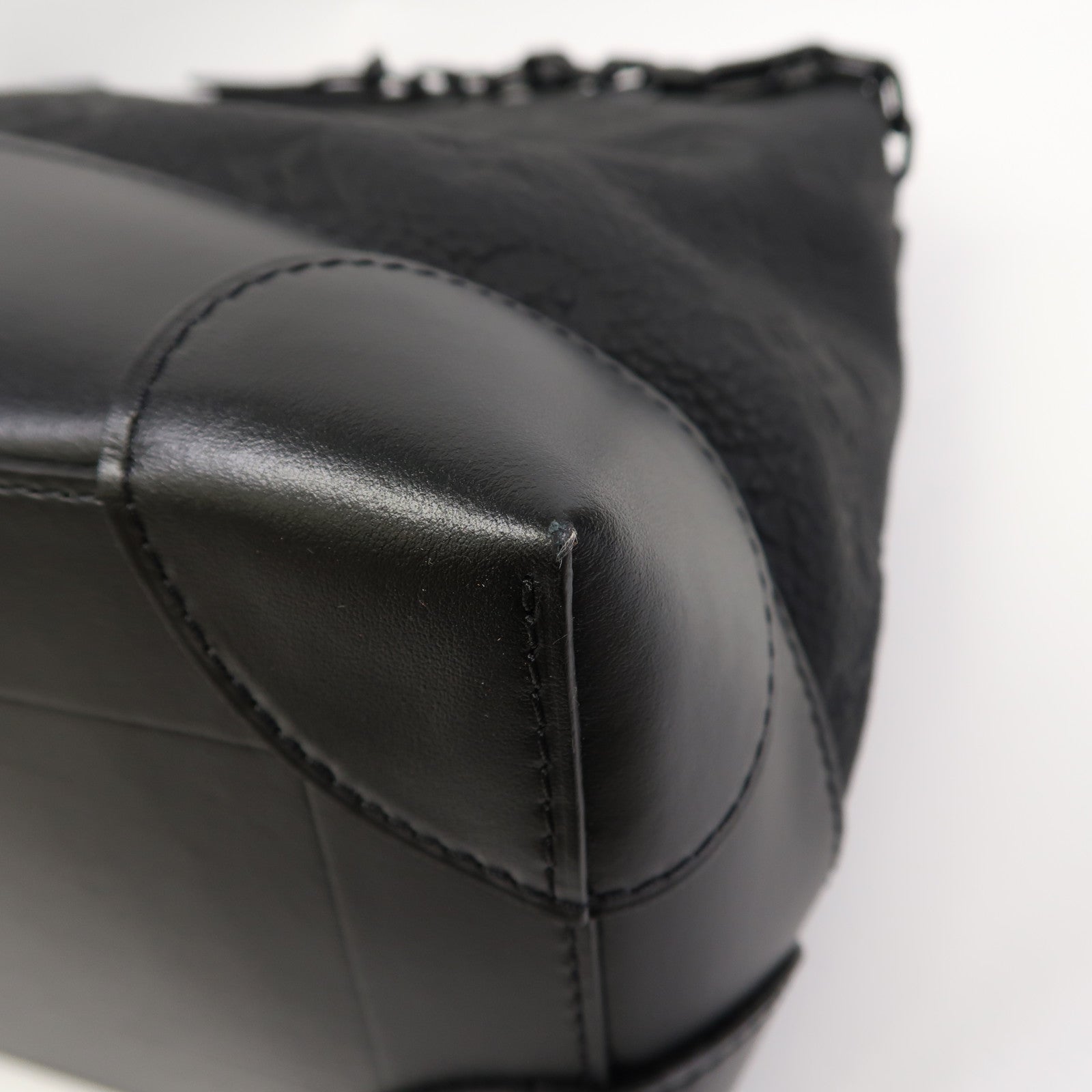 LOUIS VUITTON 【激減優惠】Taurillon Monogram Steamer PM手挽肩背兩用袋黑色