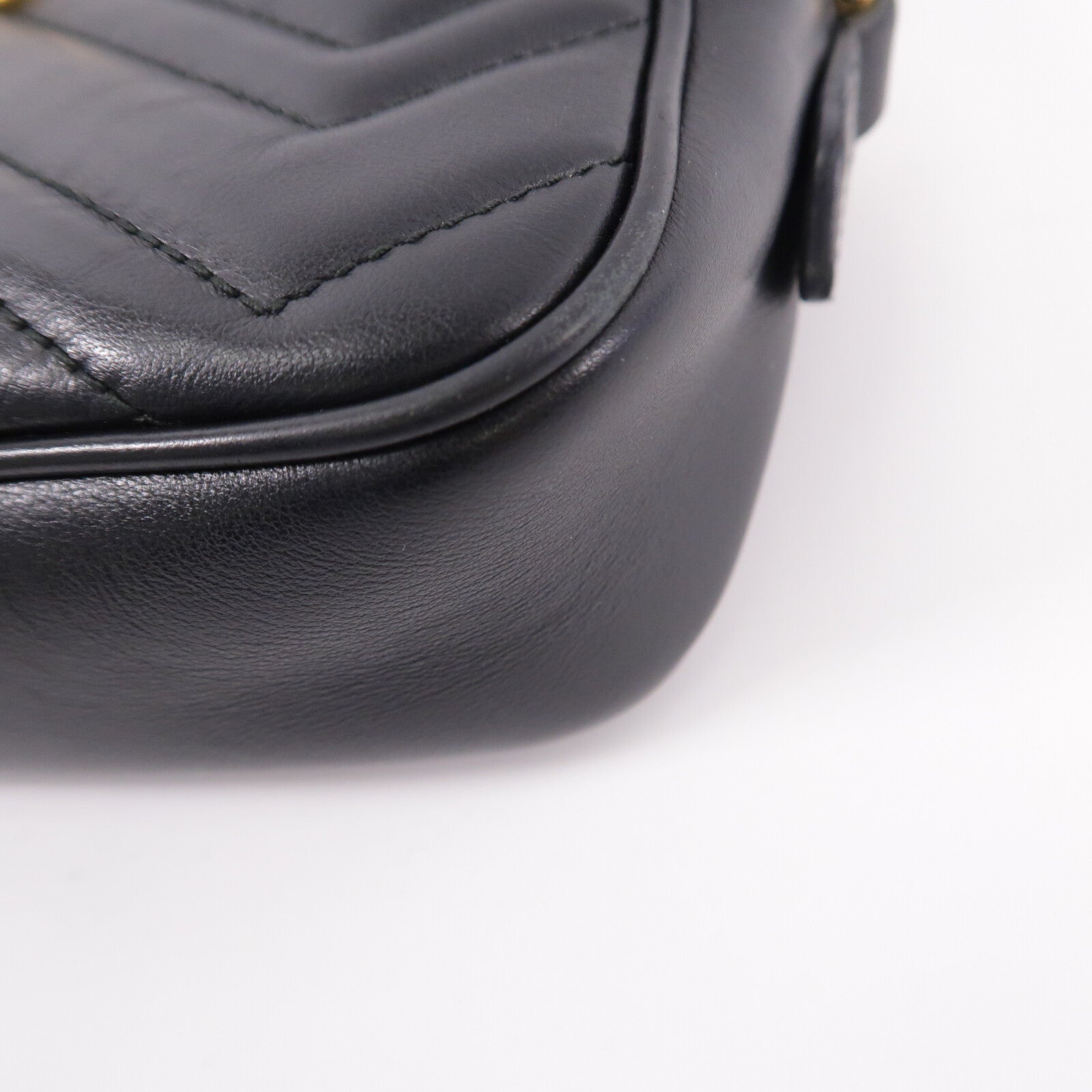 GUCCI 牛皮皮革GG Marmont Bag鏈帶肩背袋