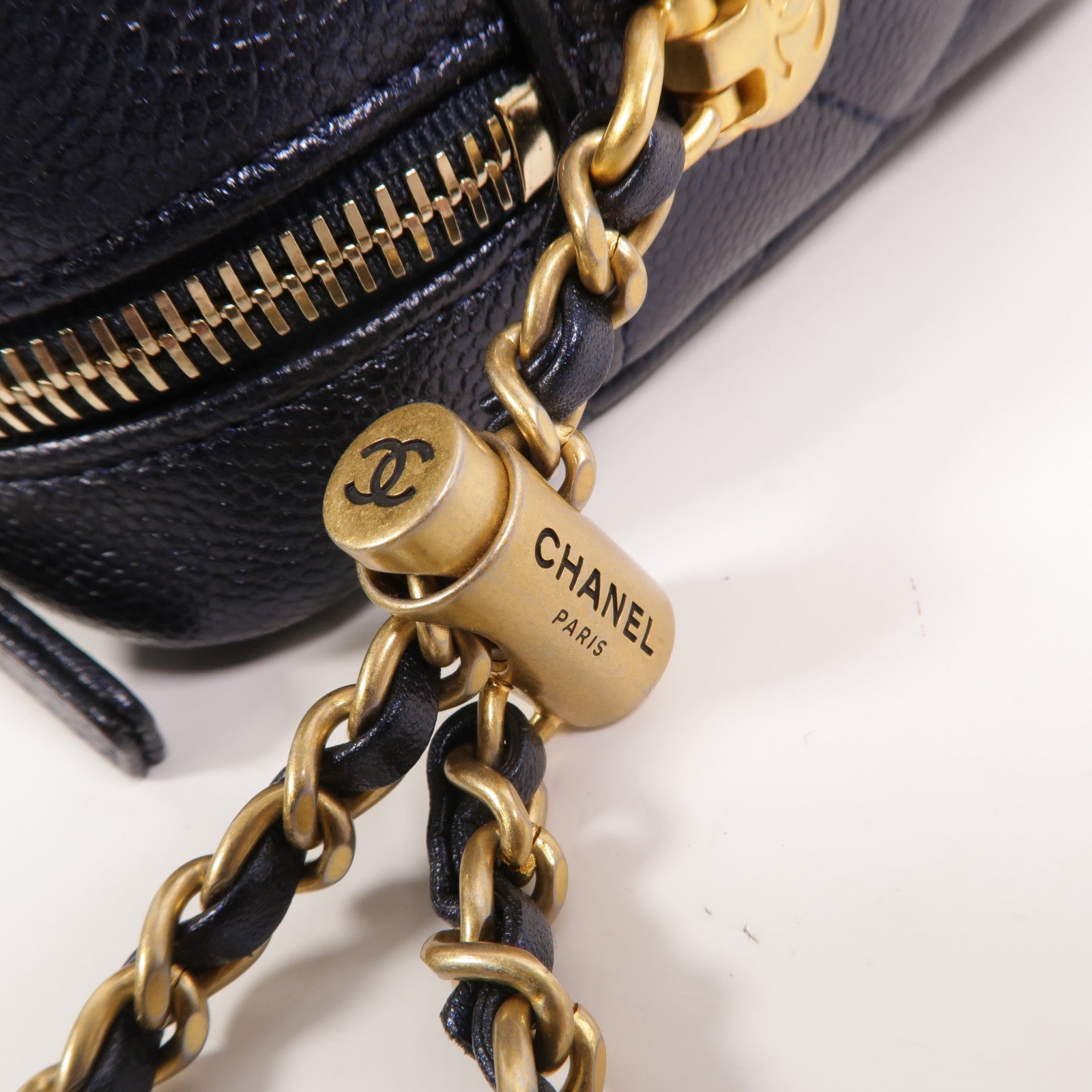 CHANEL 【激減優惠】牛皮皮革Chain Shoulder鏈帶肩背袋