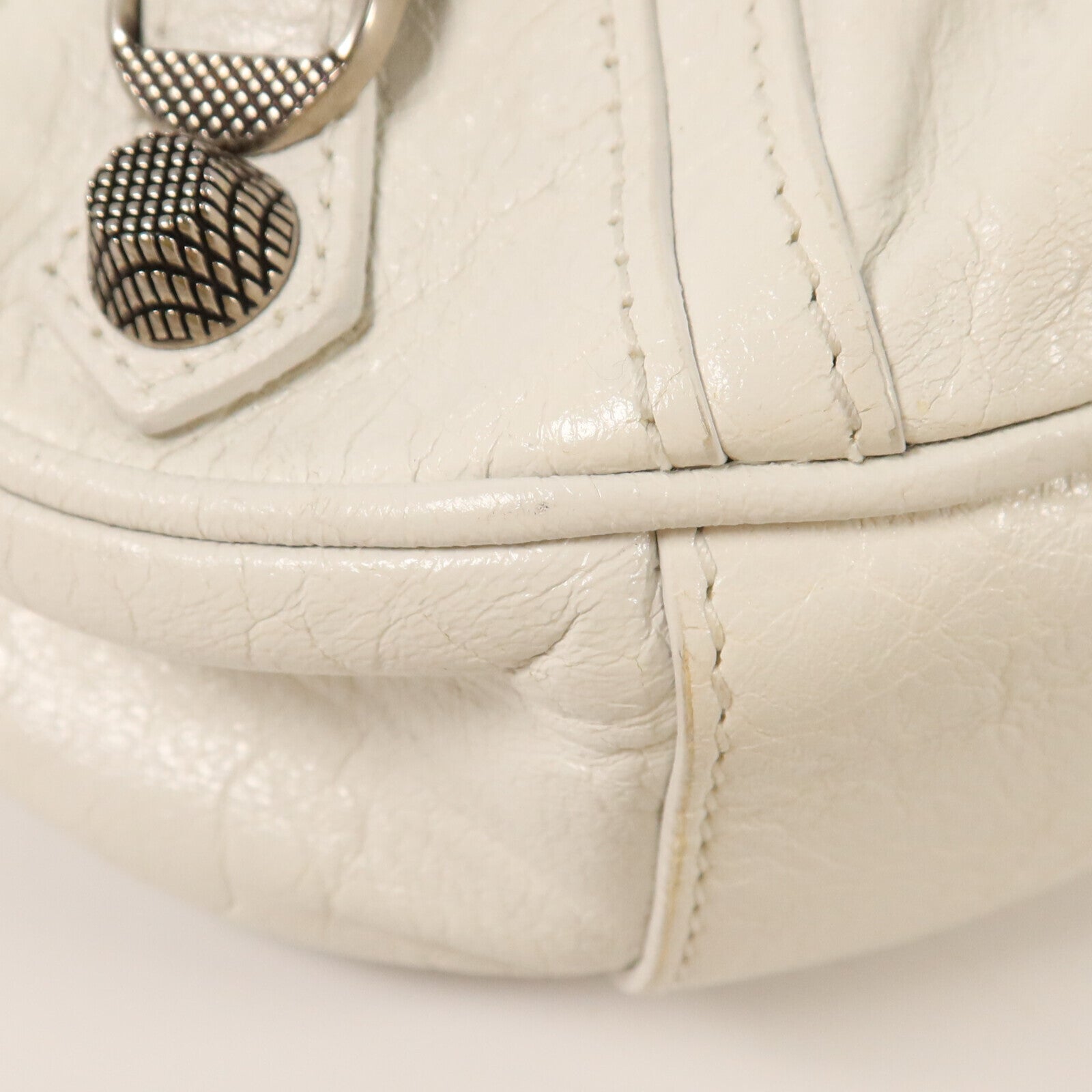 BALENCIAGA 牛皮皮革Le Cagole XS銀扣肩背袋