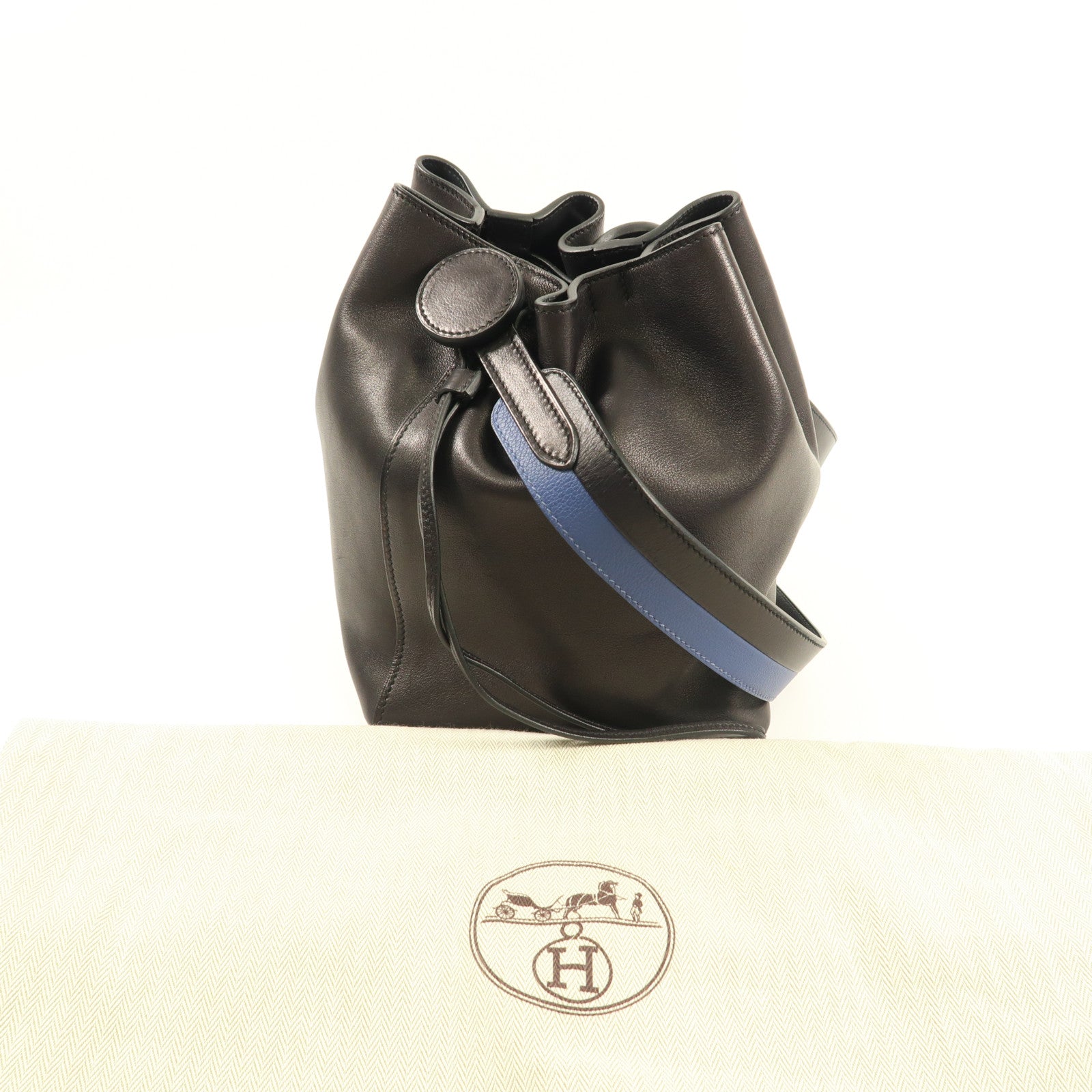 HERMES 【激減優惠】Evercolor皮革Licol 17銀扣肩背袋Noir