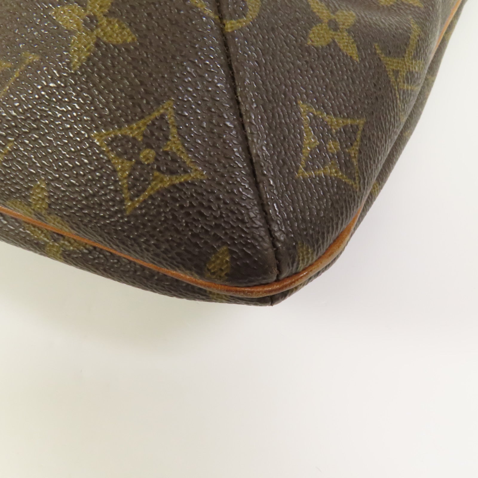 LOUIS VUITTON Monogram Musette金扣肩背袋