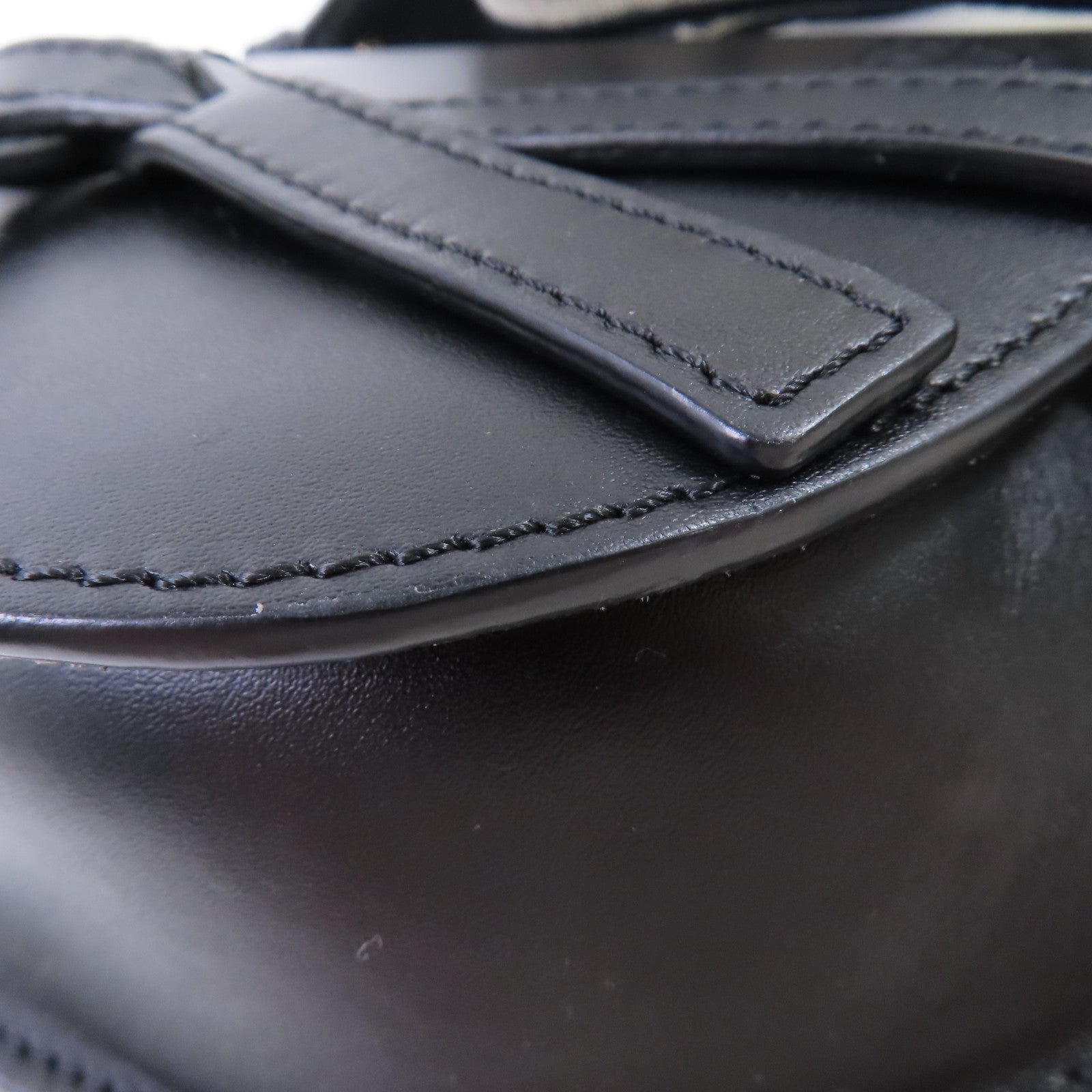 LOEWE 【激減優惠】牛皮皮革Mini Gate Shoulder Bag銀扣肩背袋黑色