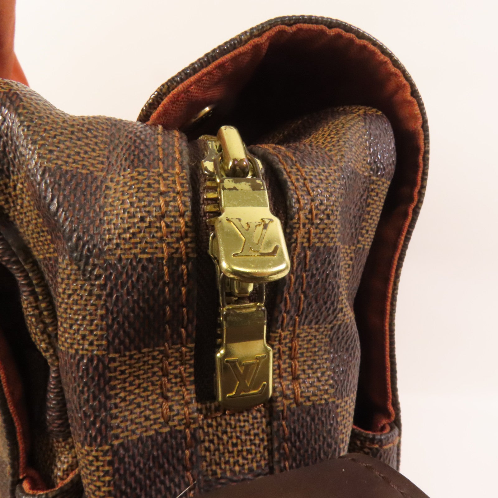 LOUIS VUITTON Damier Naviglio金扣肩背袋