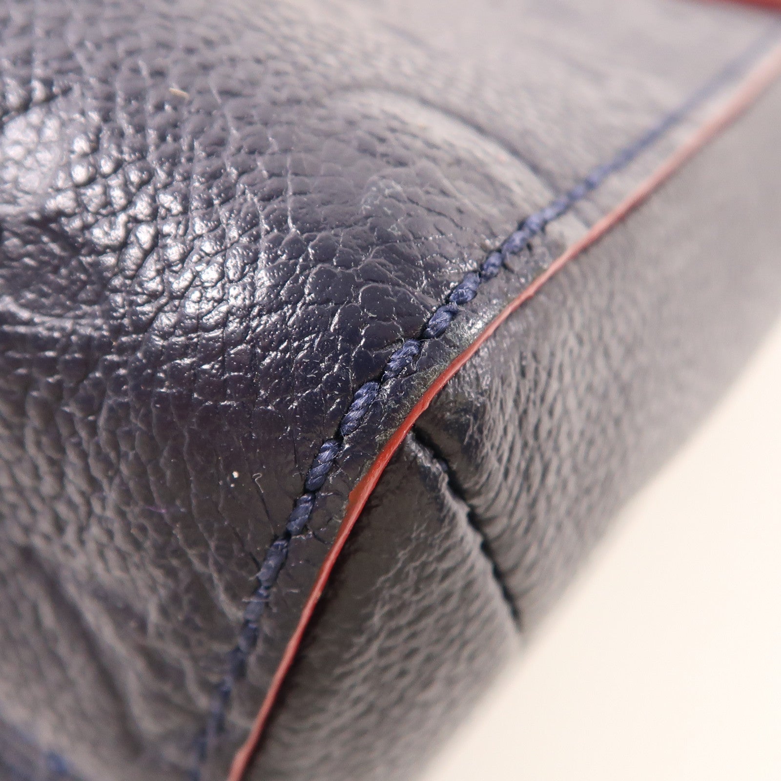 LOUIS VUITTON Monogram Empreinte Vavin PM金扣肩背袋深藍色