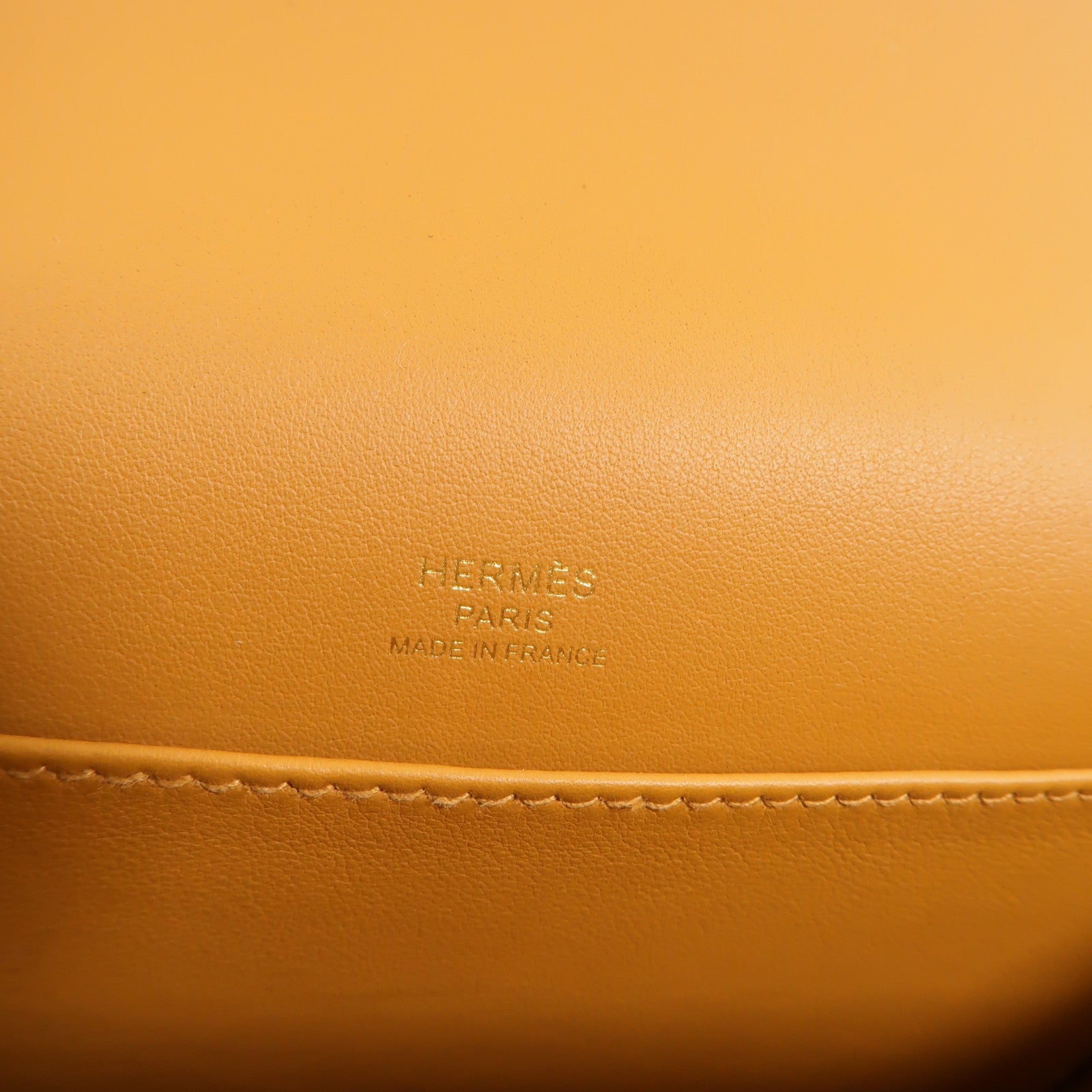 HERMES Chevre皮革Geta肩背袋Caramel