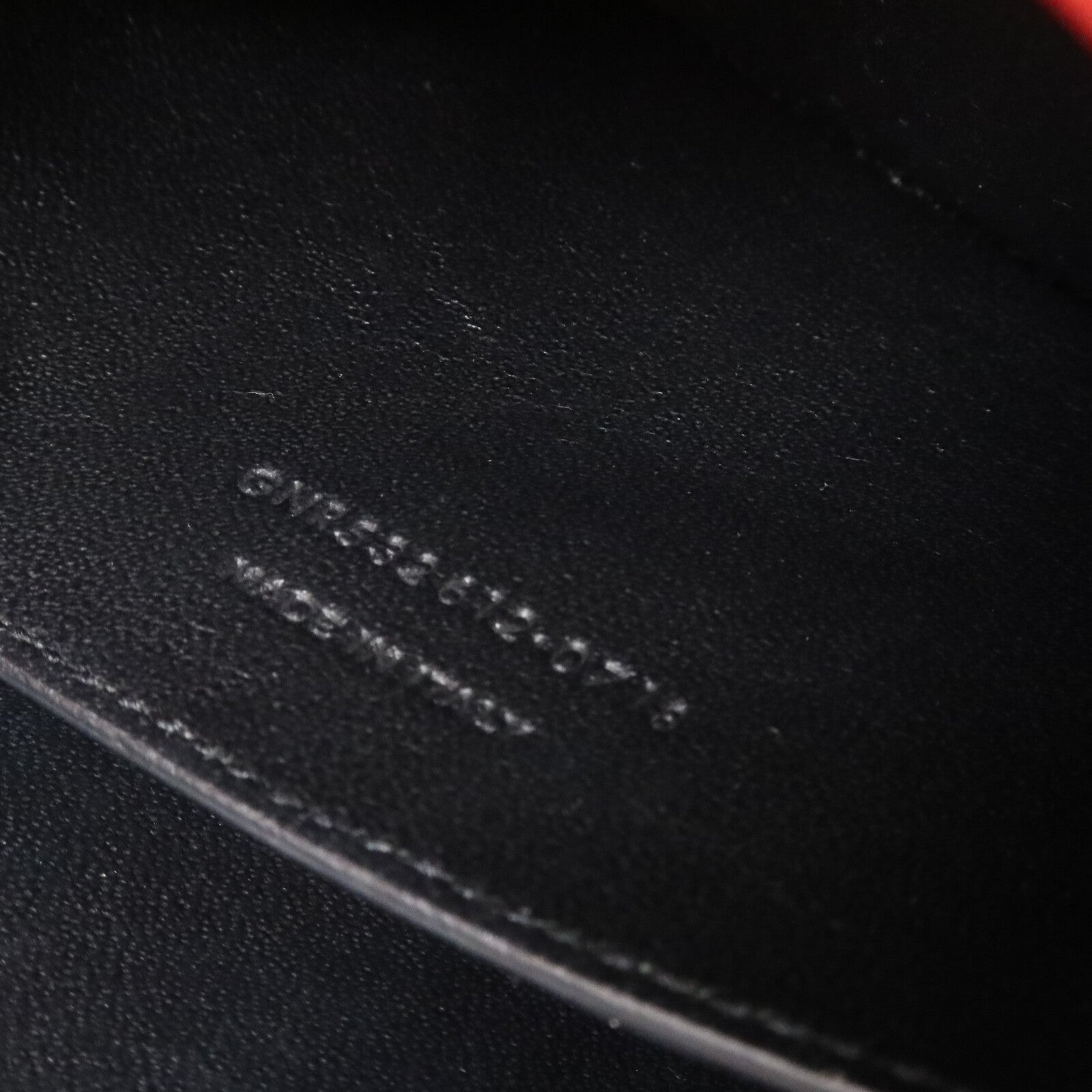 SAINT LAURENT 羊皮皮革Vicky Medium鏈帶肩背袋