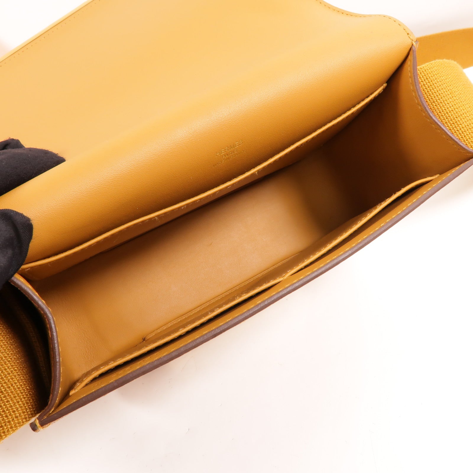 HERMES Chevre皮革Geta肩背袋Caramel