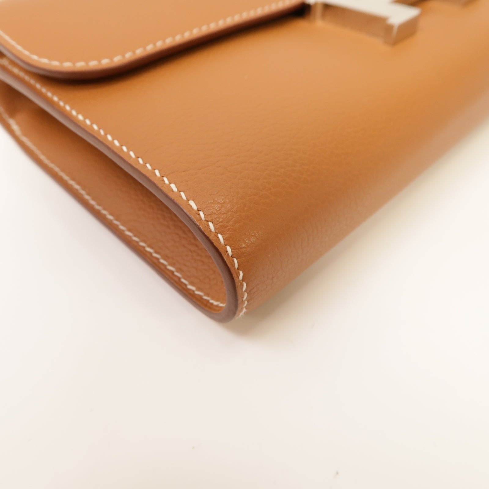 HERMES Evercolor皮革Constance To Go Shoulder Bag銀扣肩背袋經典駝色