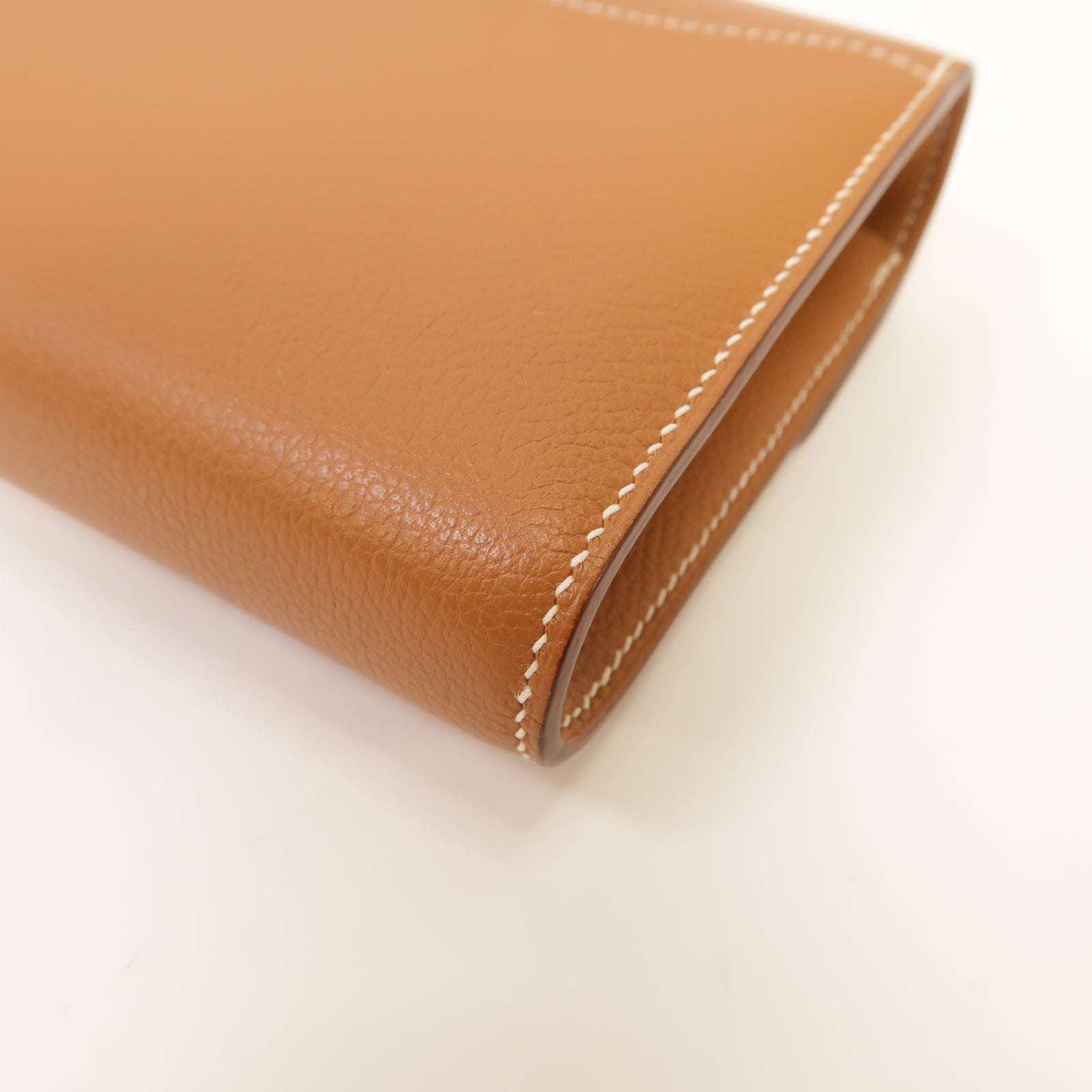 HERMES Evercolor皮革Constance To Go Shoulder Bag銀扣肩背袋經典駝色