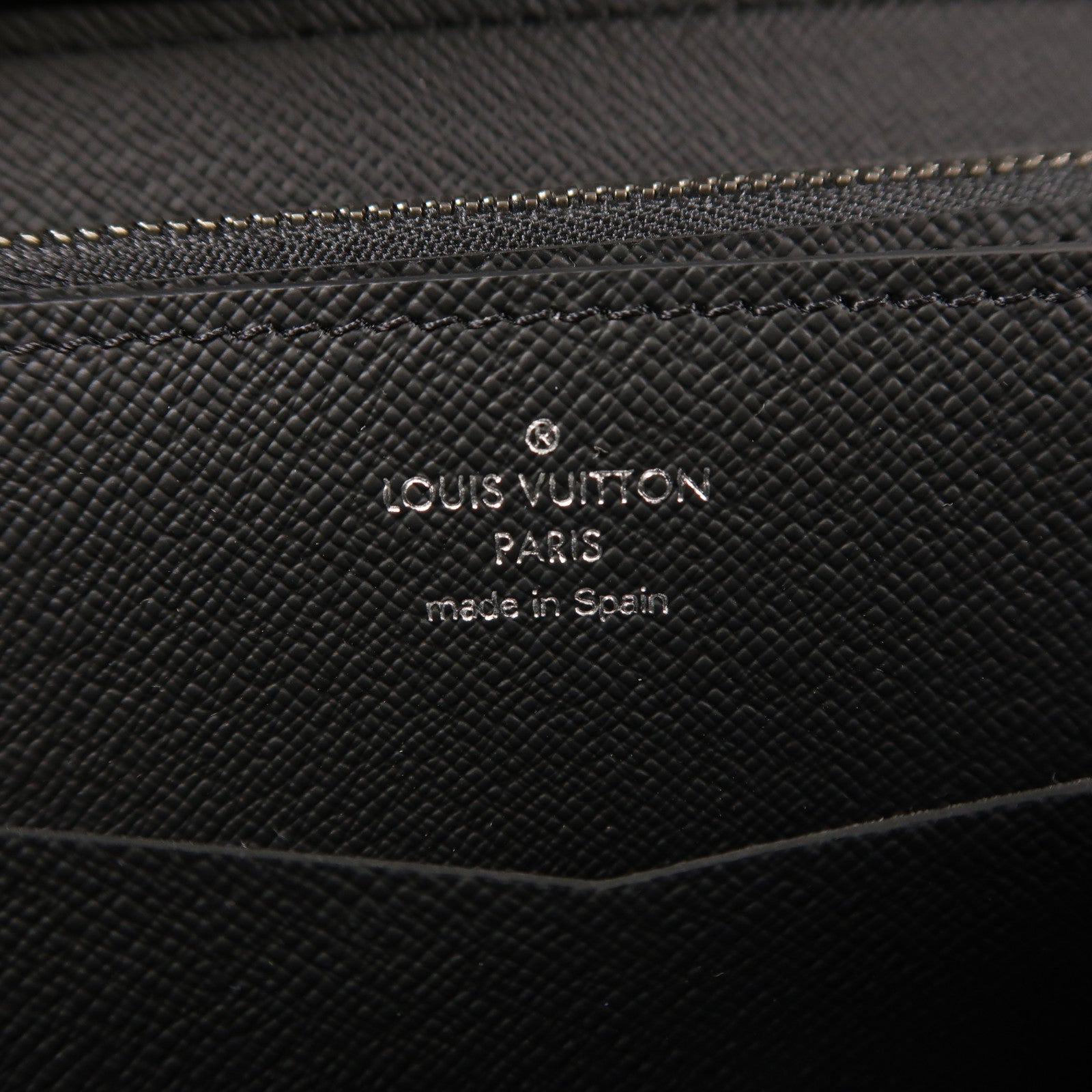 LOUIS VUITTON Monogram Eclipse Zippy XL Wallet長錢包