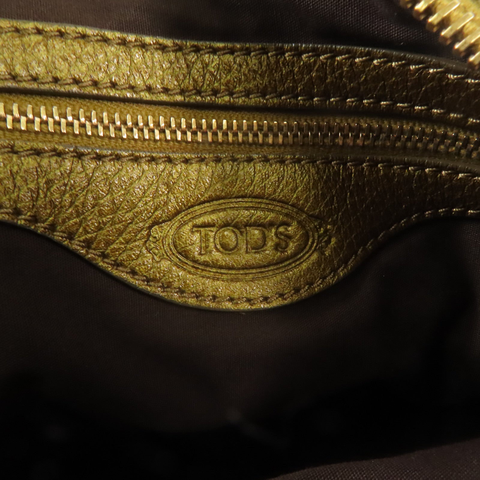 TOD'S 牛皮皮革Shoulder Bag金扣肩背袋金色