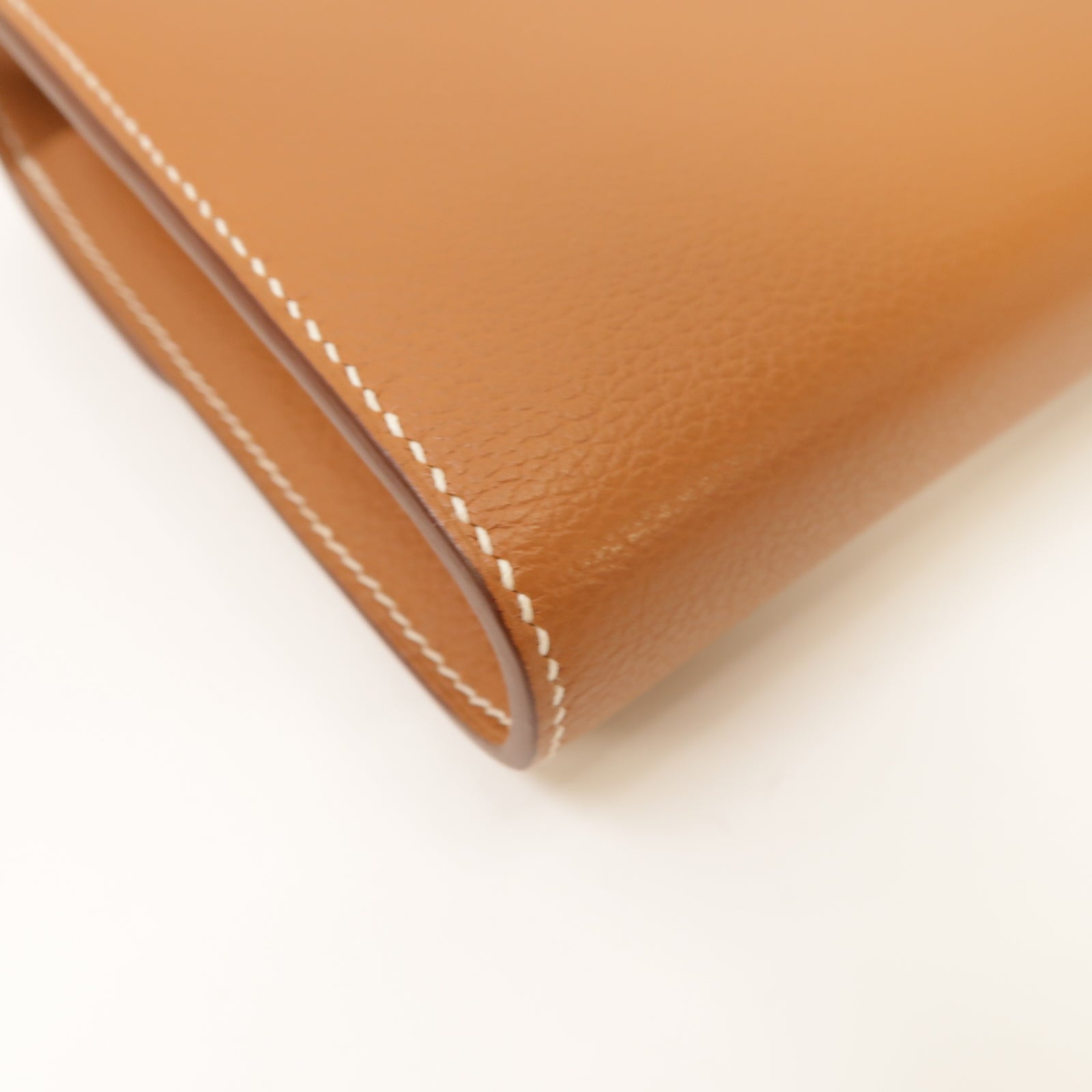 HERMES Evercolor皮革Constance To Go Shoulder Bag銀扣肩背袋經典駝色