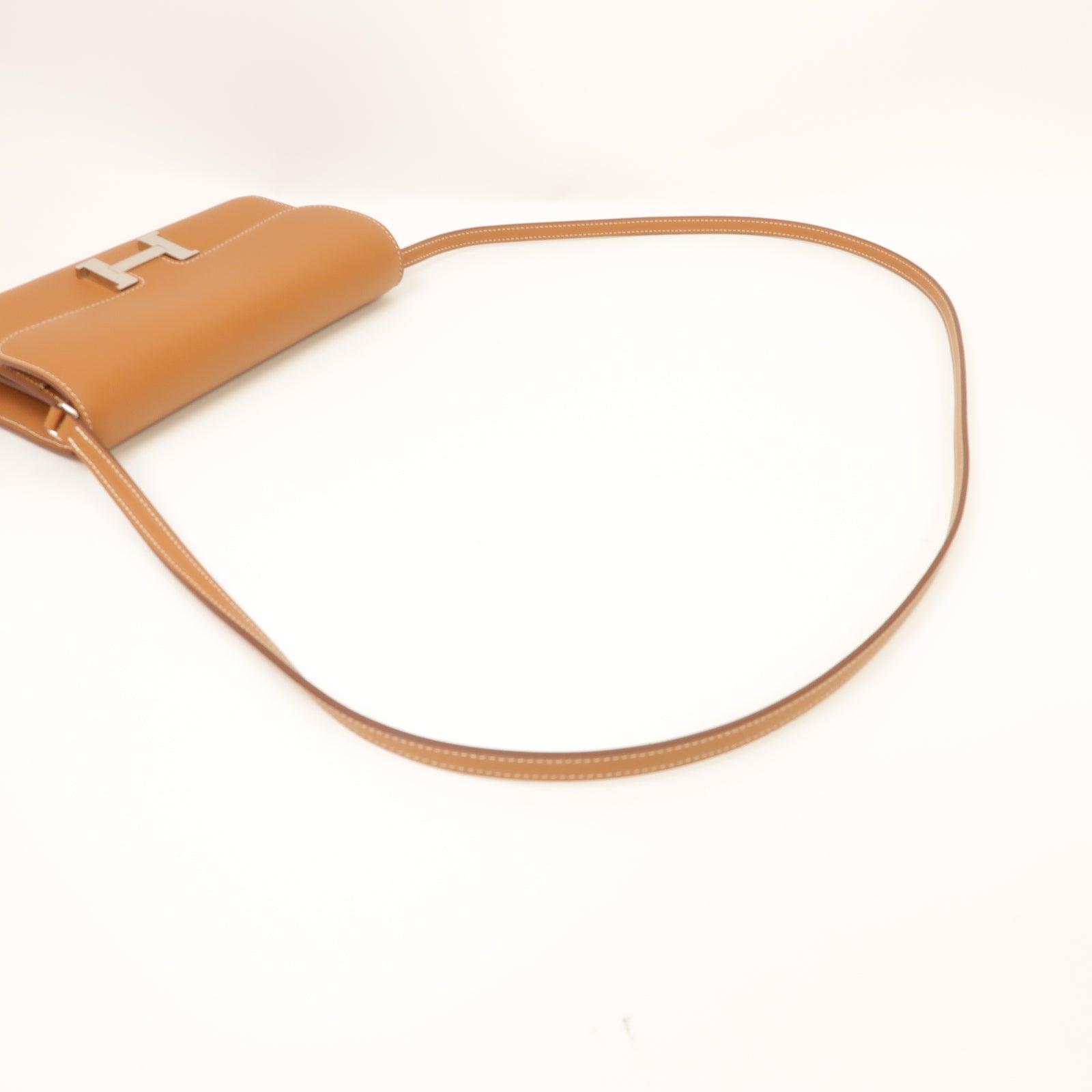 HERMES Evercolor皮革Constance To Go Shoulder Bag銀扣肩背袋經典駝色
