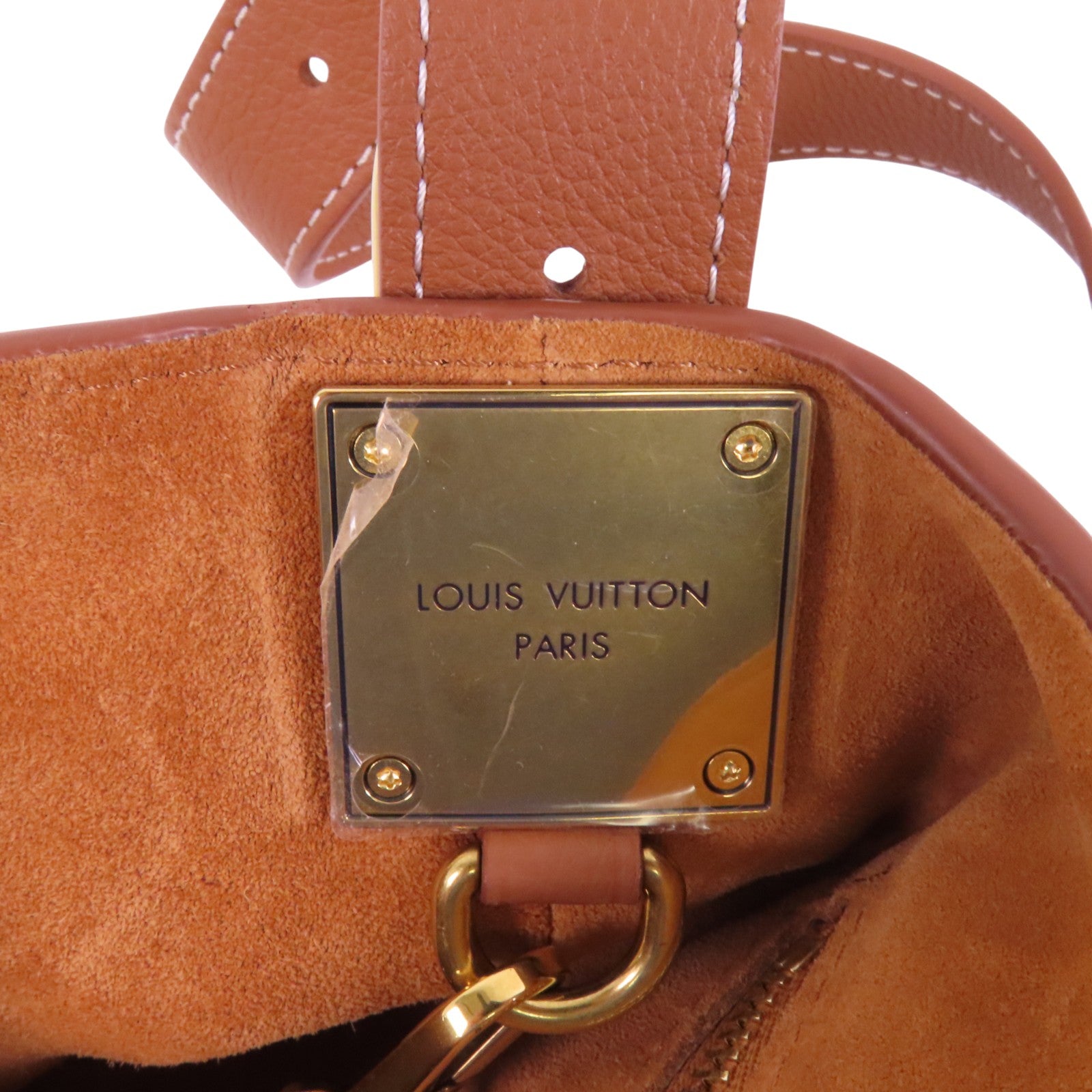 LOUIS VUITTON 【激減優惠】牛皮皮革Low Key Messenger金扣肩背袋