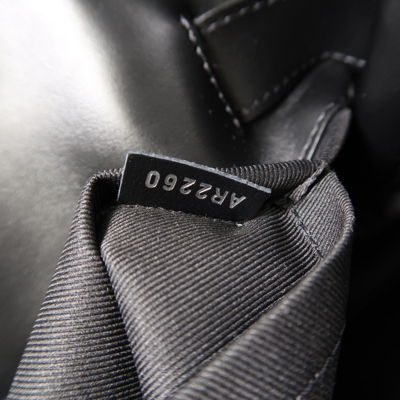 LOUIS VUITTON 【激減優惠】Taurillon Monogram Steamer PM手挽肩背兩用袋黑色