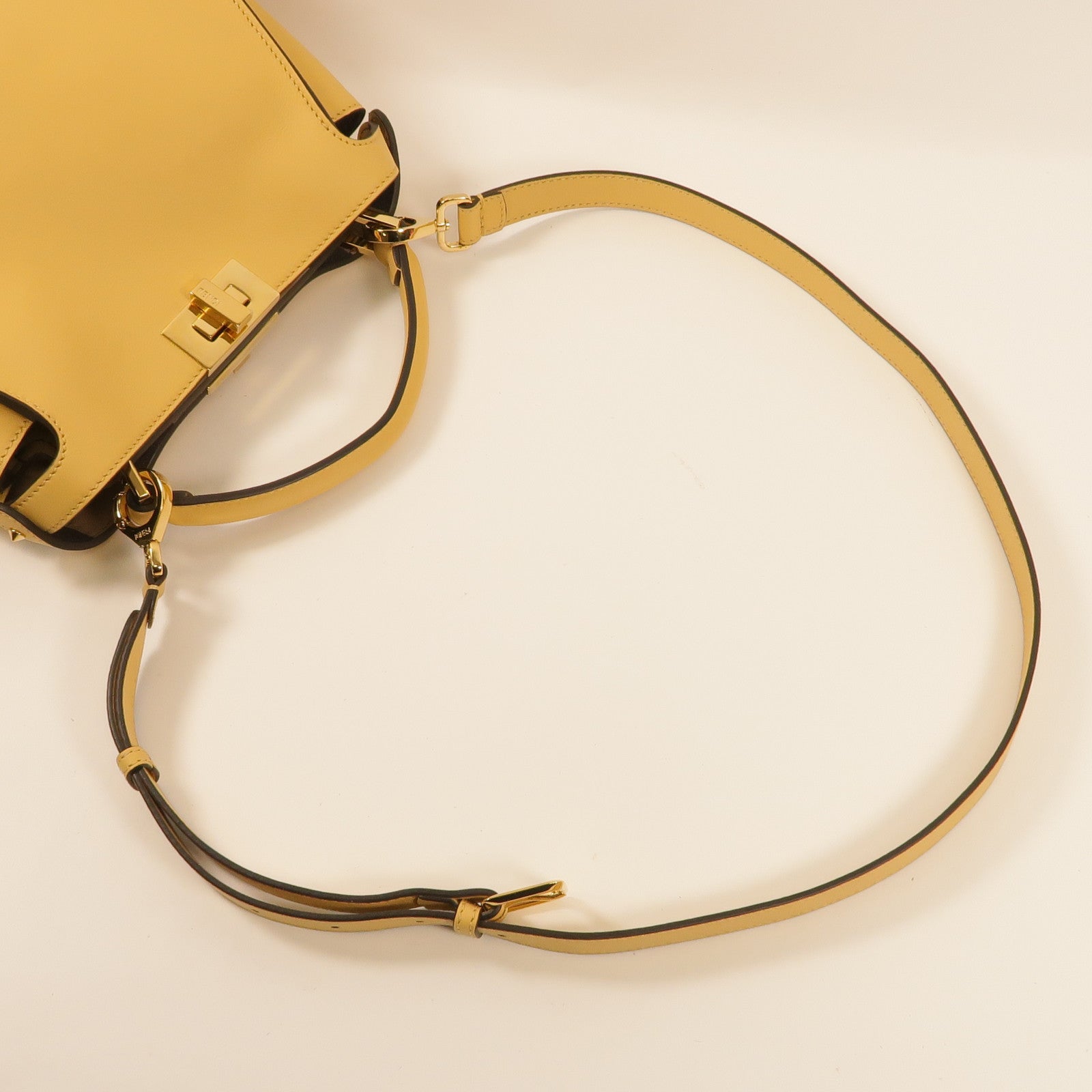 FENDI 牛皮皮革Peekaboo手挽肩背兩用袋