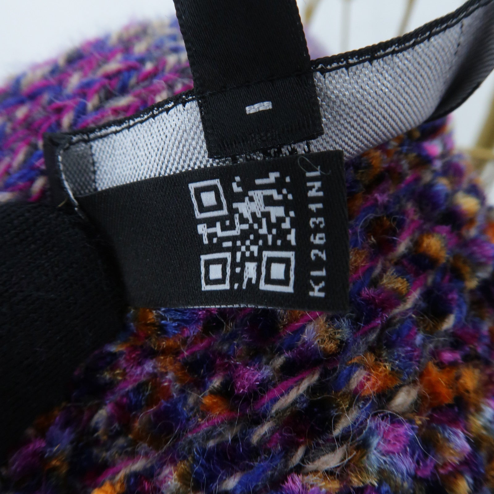 CHANEL Viscose/Wool Cardigan針織