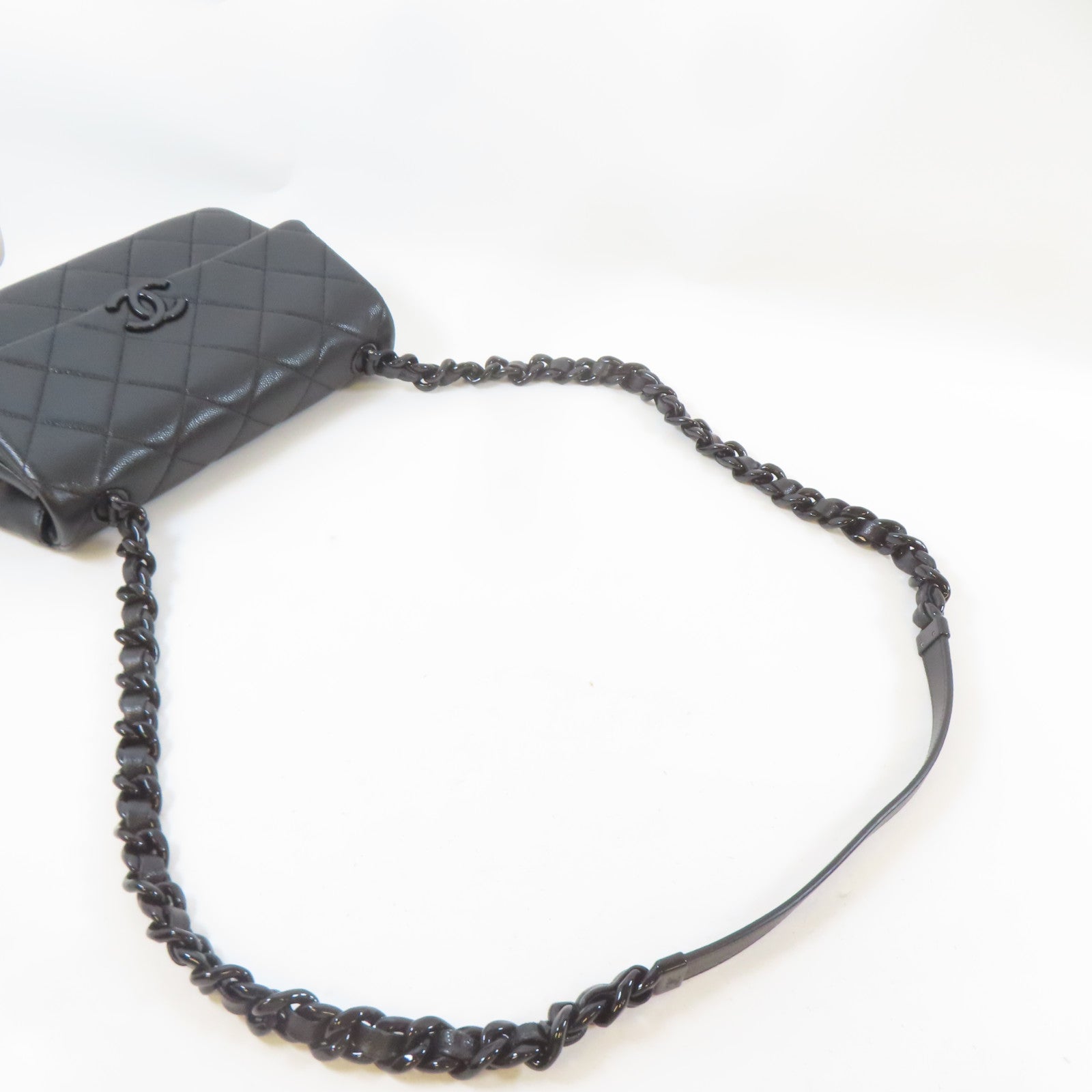 CHANEL 菱格Caviar皮革Chain Shoulder Bag銀扣鏈帶肩背袋黑色