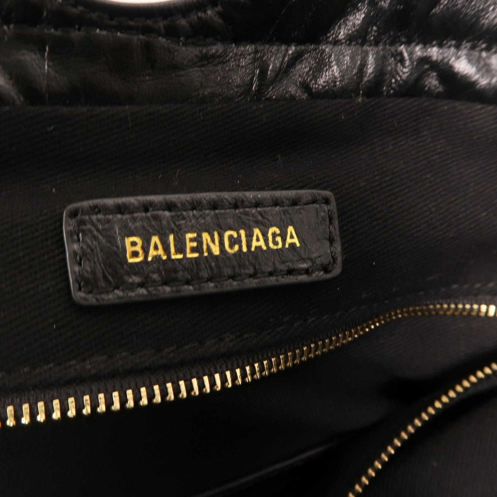 BALENCIAGA 【激減優惠】牛皮皮革Crush Medium金扣鏈帶肩背袋
