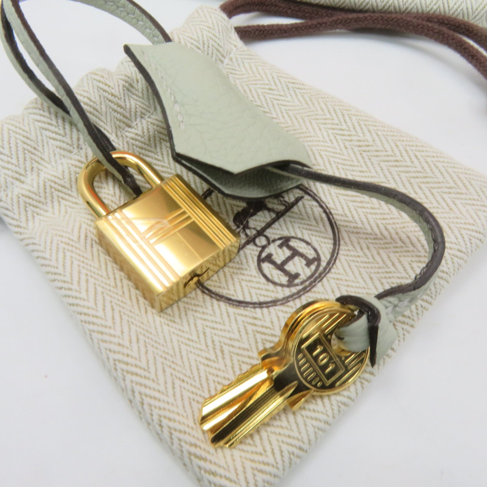 HERMES Clemence皮革Kelly 28金扣手挽袋肩背两用袋水晶灰色